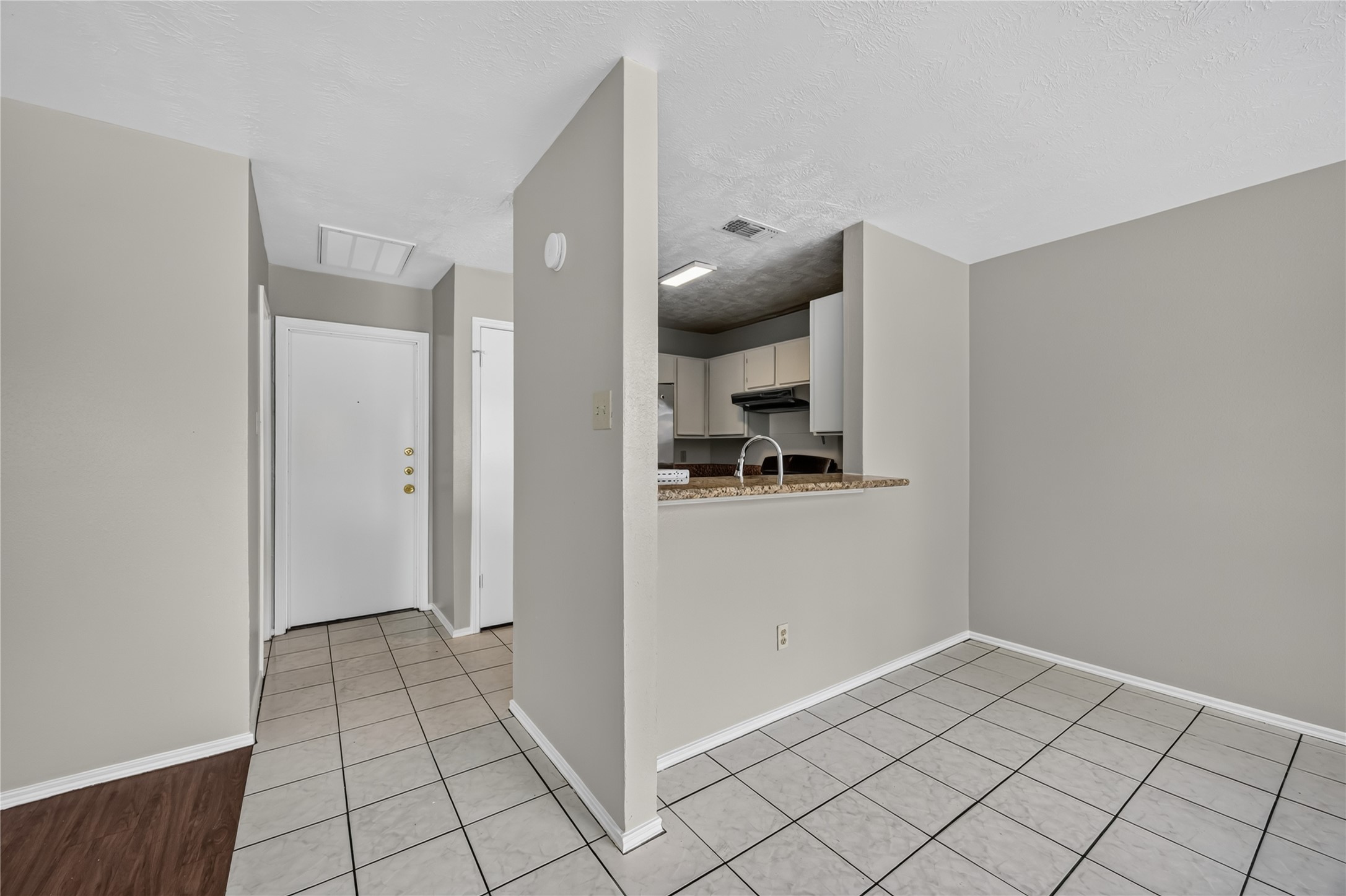 13610 Repa Lane Property Photo 7