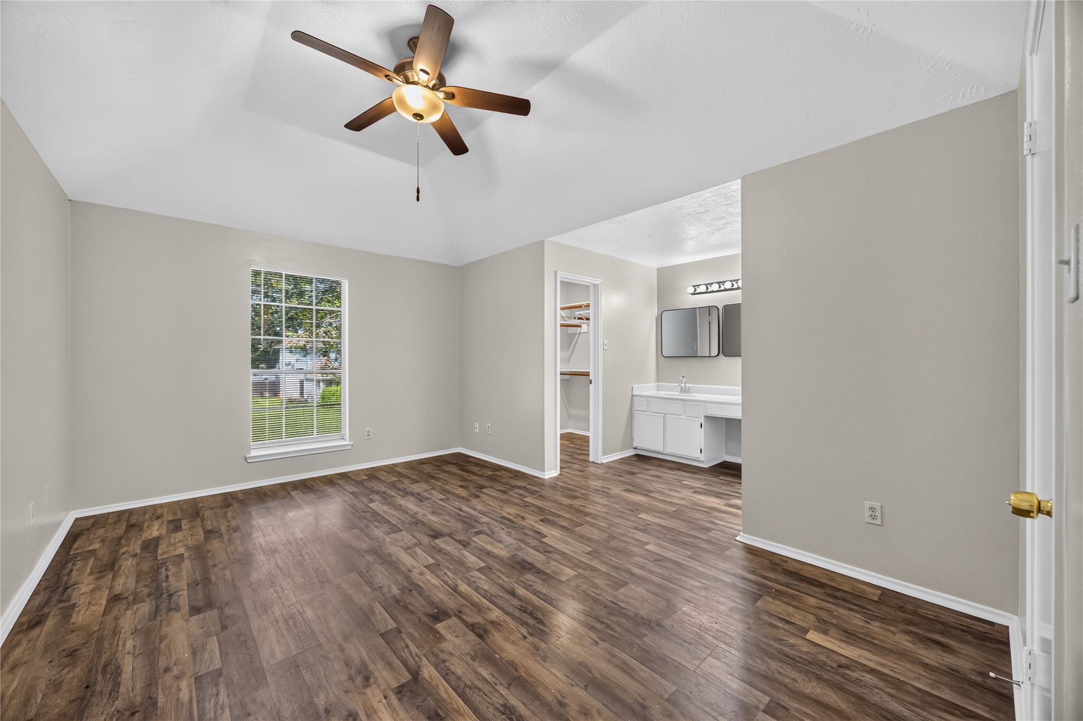 13610 Repa Lane Property Photo 16