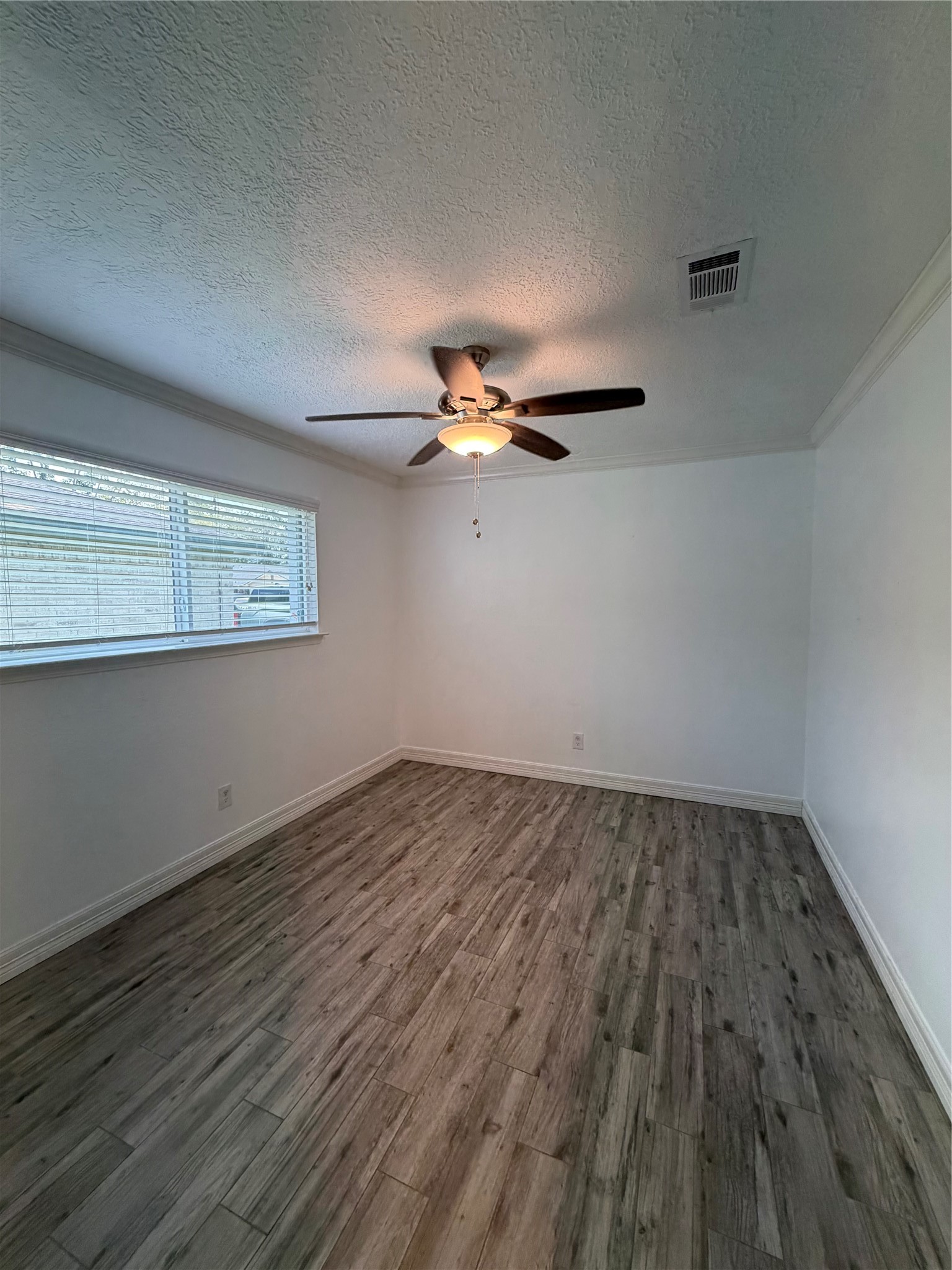 16215 Parksley Drive Property Photo 8