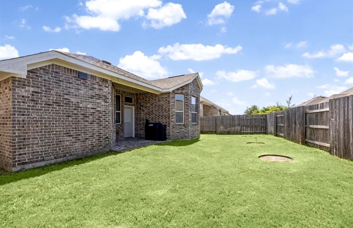 23814 Mesia Meadow Lane Property Photo 19