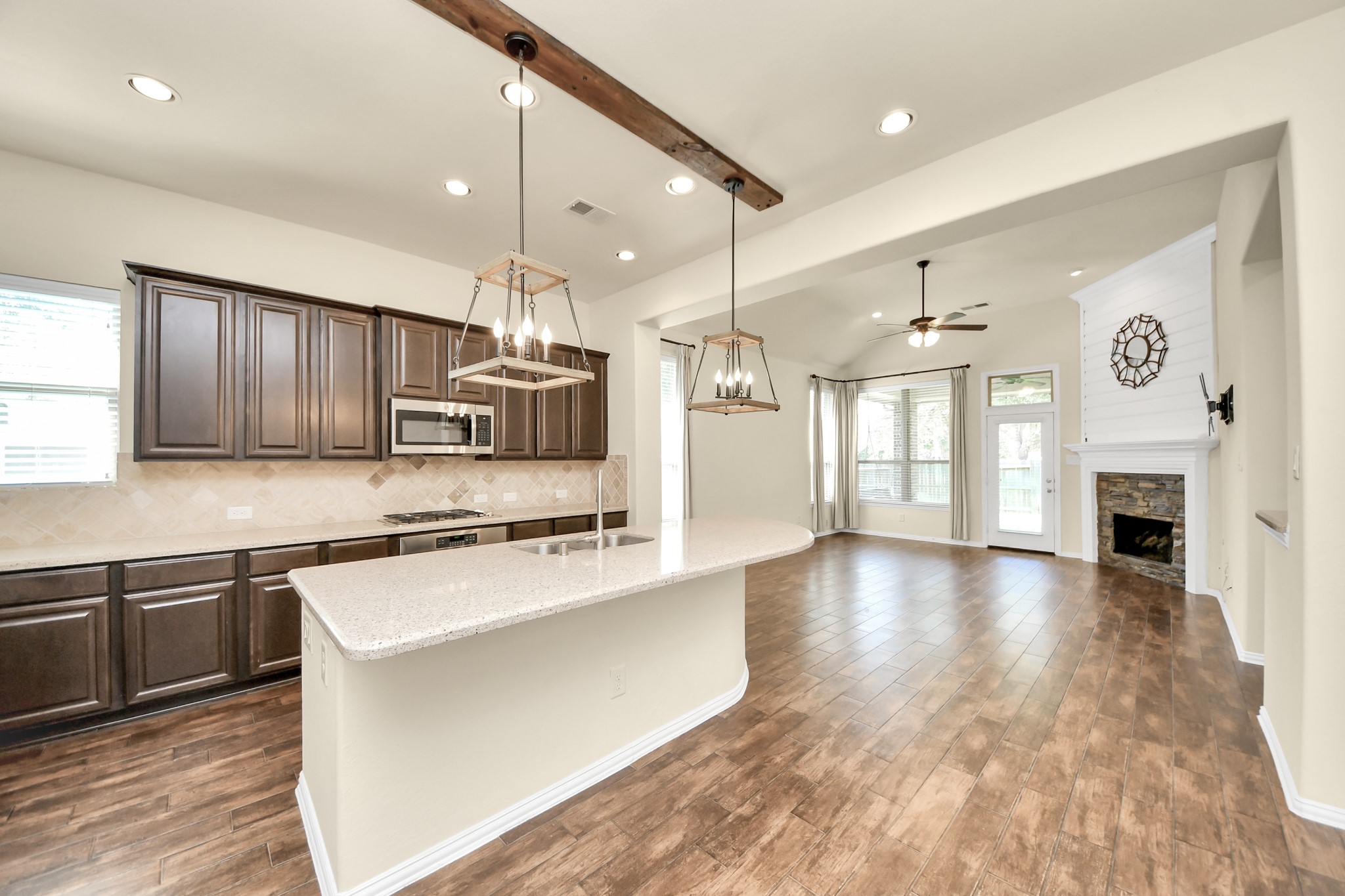 6003 Hedgepark Drive Property Photo 23