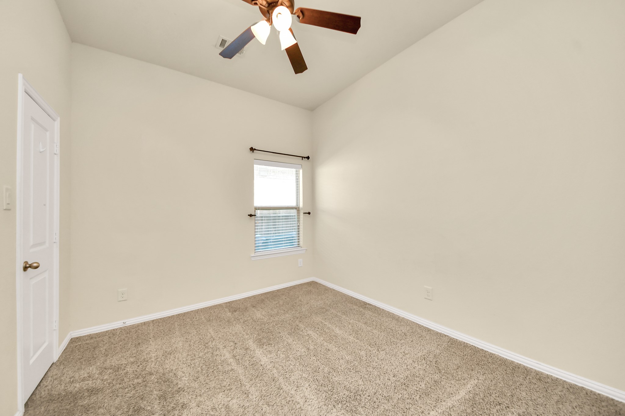 6003 Hedgepark Drive Property Photo 42