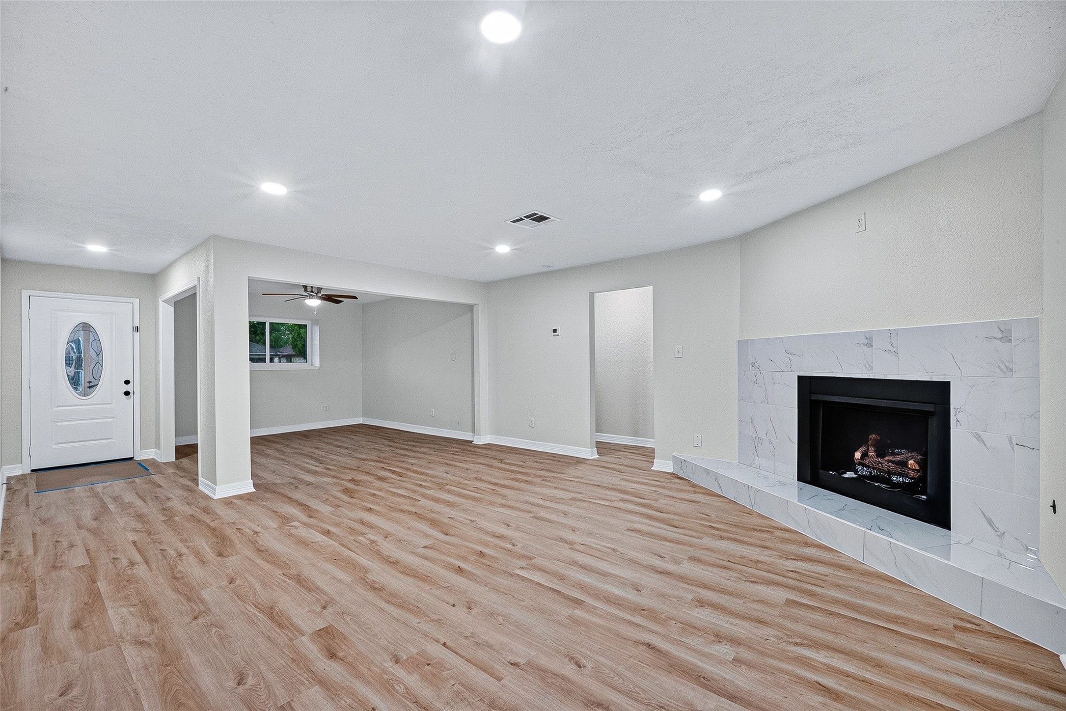 9715 Seeker Street Property Photo 6