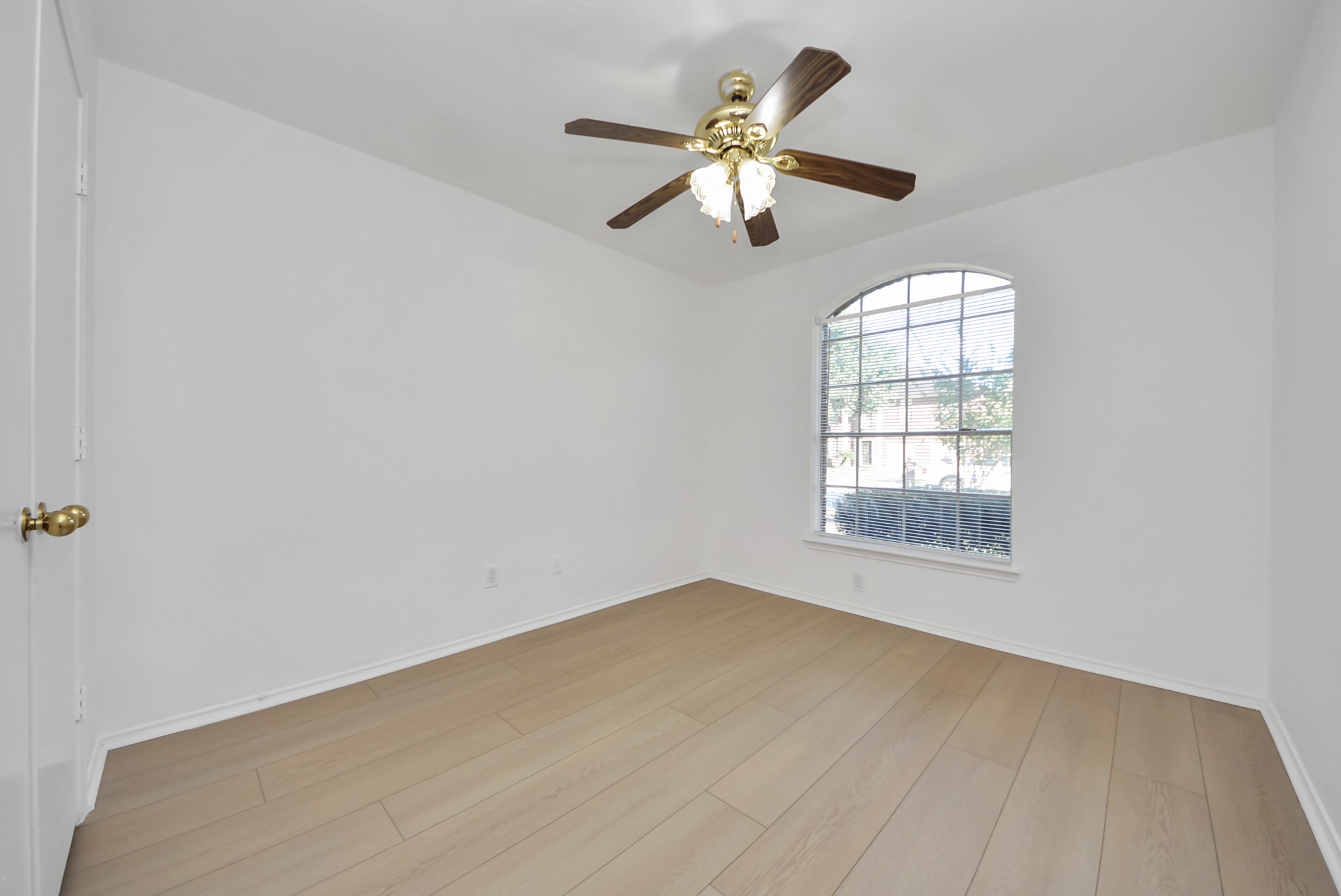 4239 Custer Creek Drive Property Photo 9