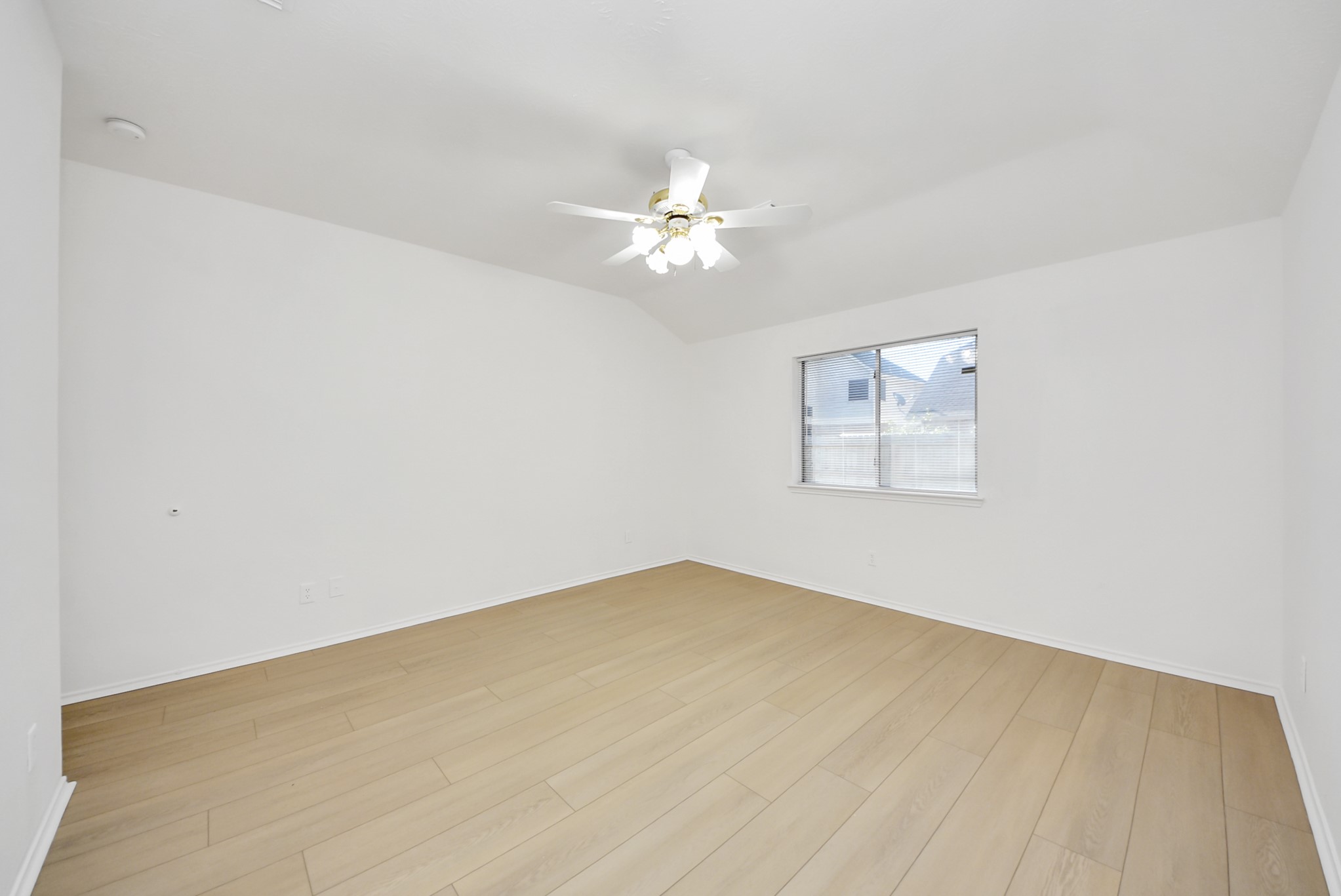 4239 Custer Creek Drive Property Photo 28
