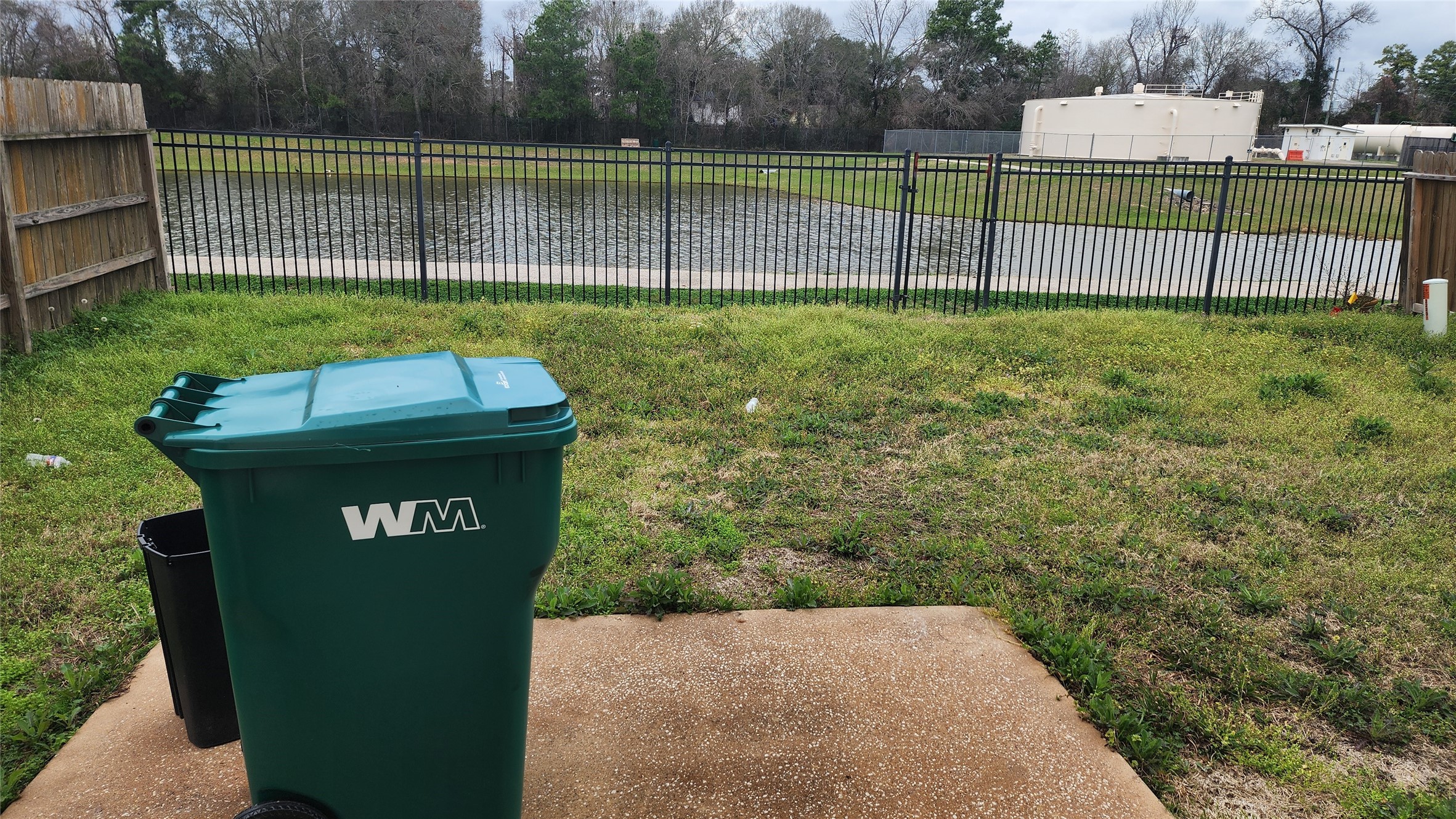 22207 Greengate Drive Property Photo 6