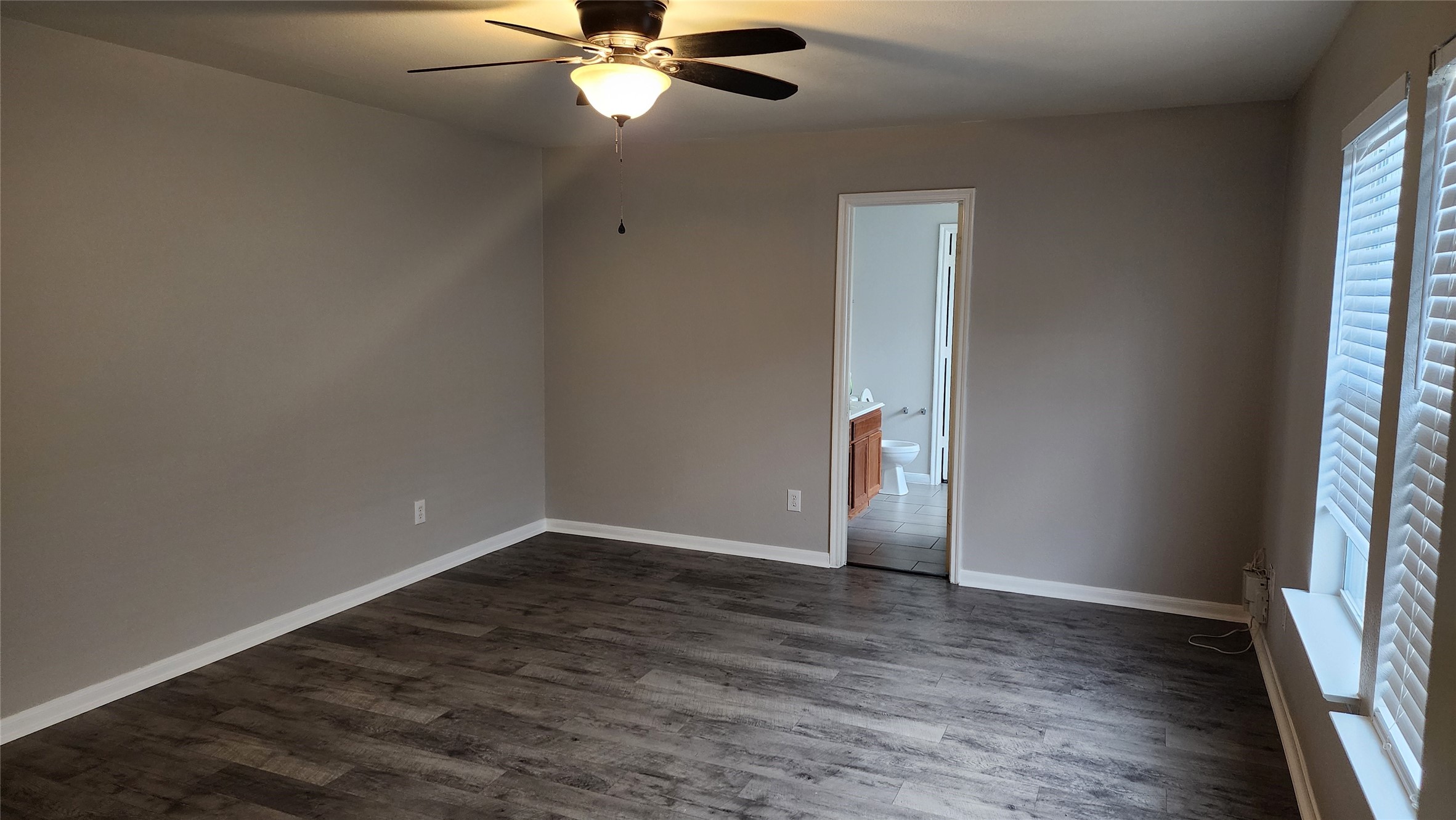 22207 Greengate Drive Property Photo 9