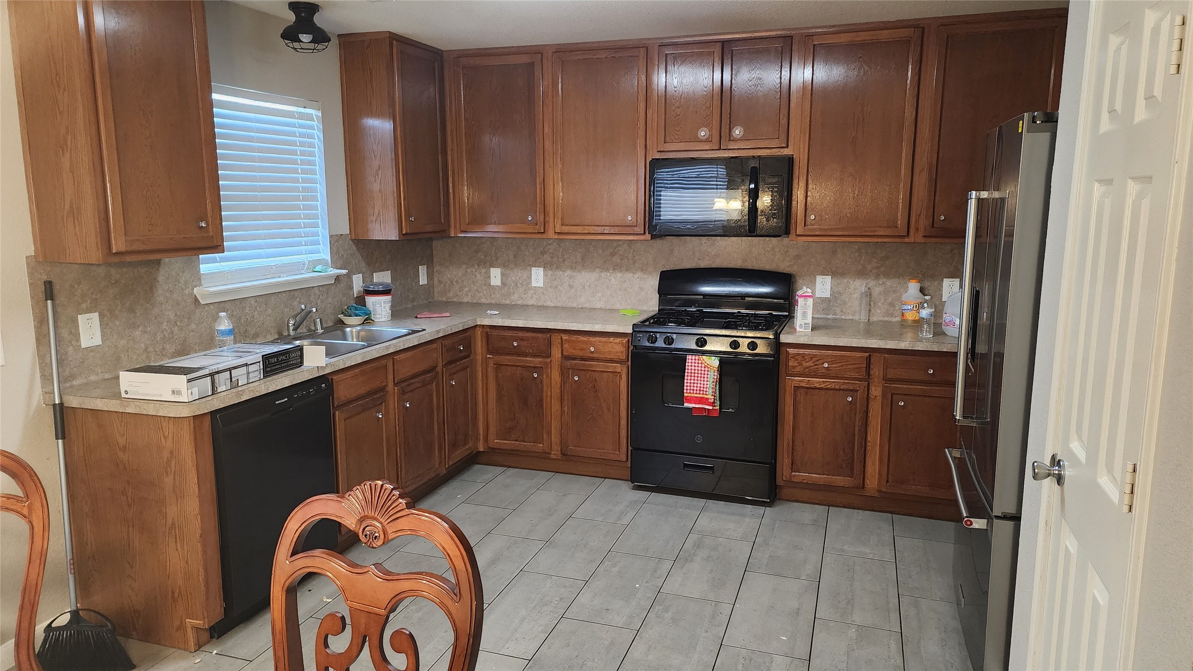 22207 Greengate Drive Property Photo 12