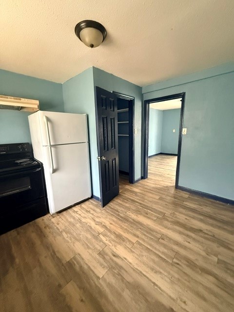 5006 Avenue M 2 Property Photo 1
