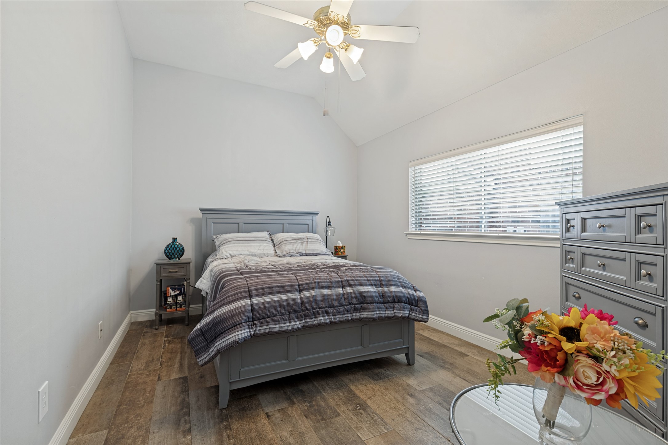 2913 Autumn Creek Drive Property Photo 12