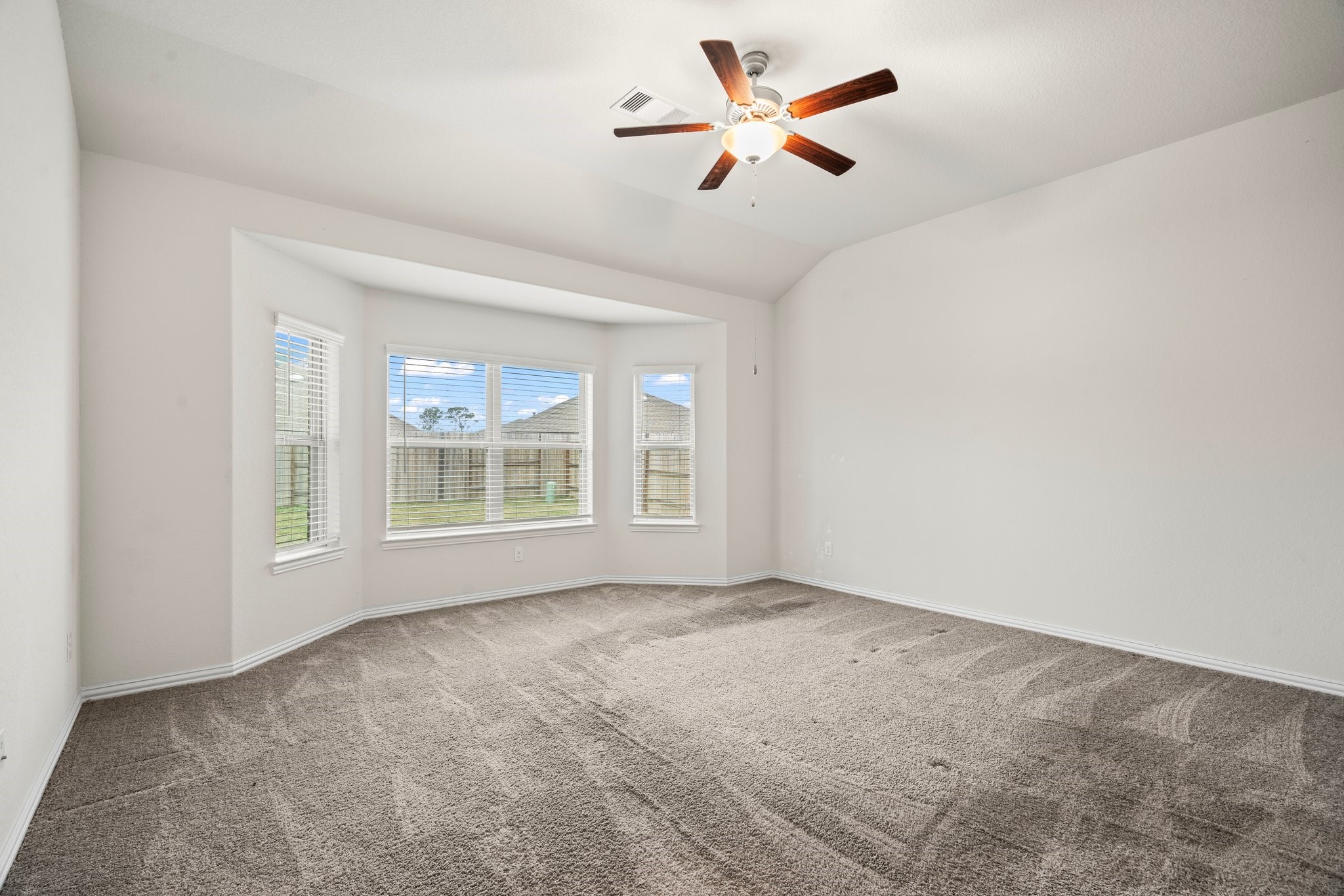 15931 Tug Court Property Photo 11