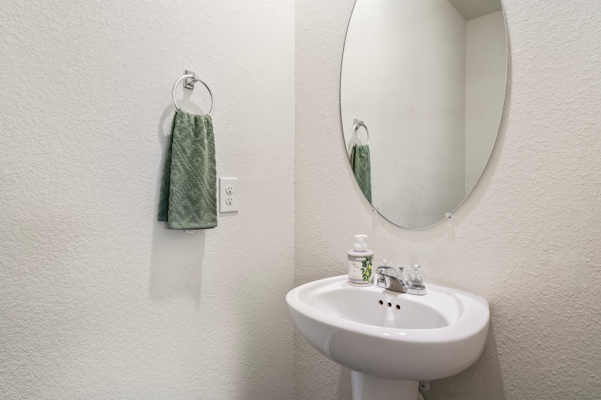 15931 Tug Court Property Photo 16