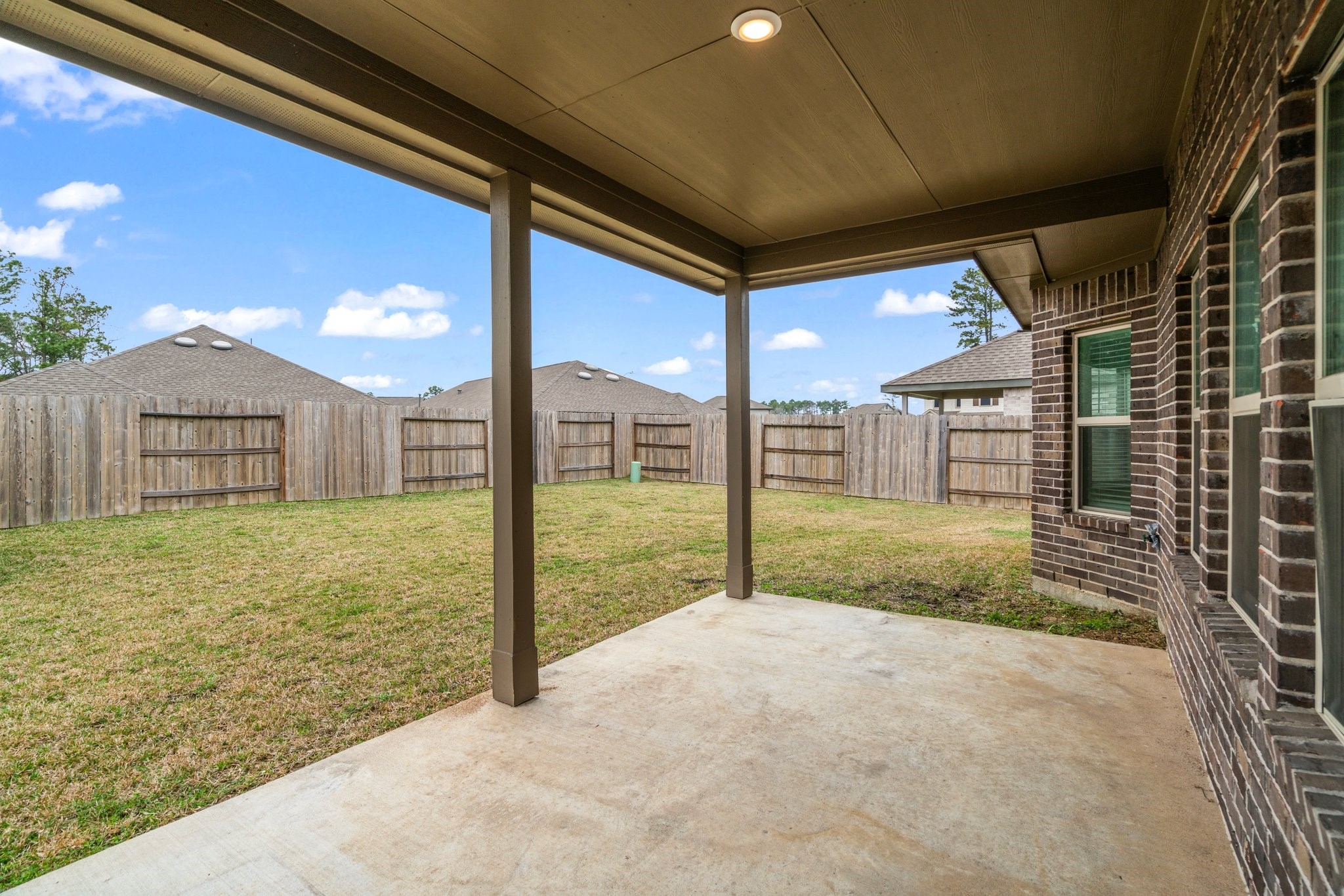 15931 Tug Court Property Photo 23