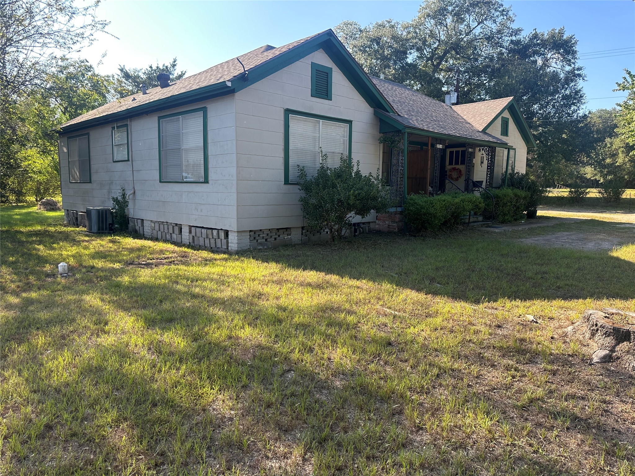 312 Prospect Dr Property Photo 4