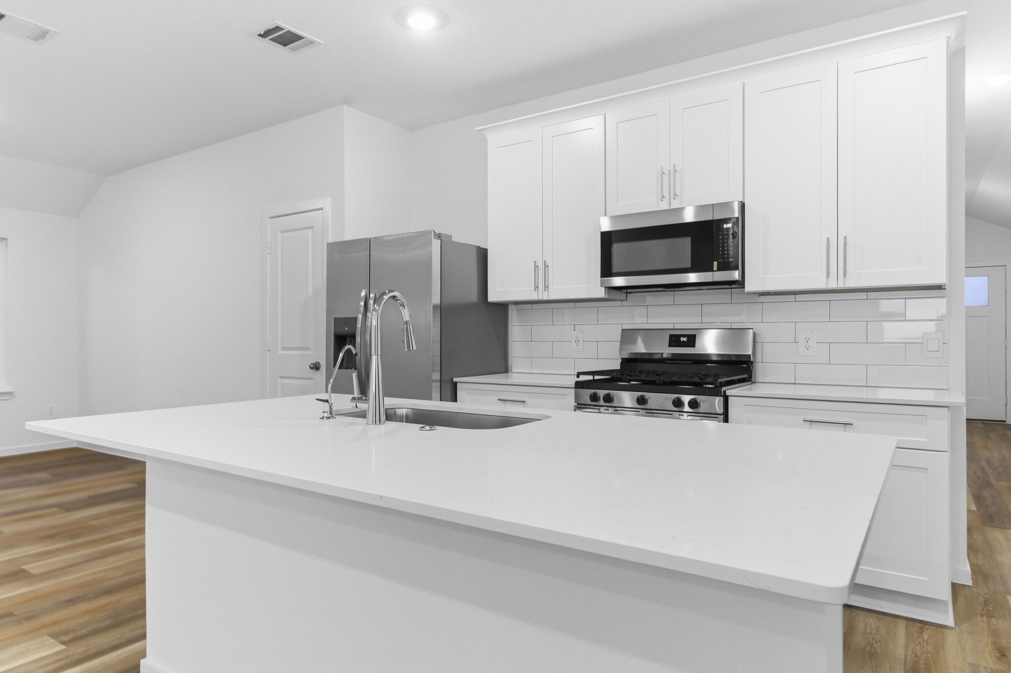 3422 Horeshoe Trail Road Property Photo 6
