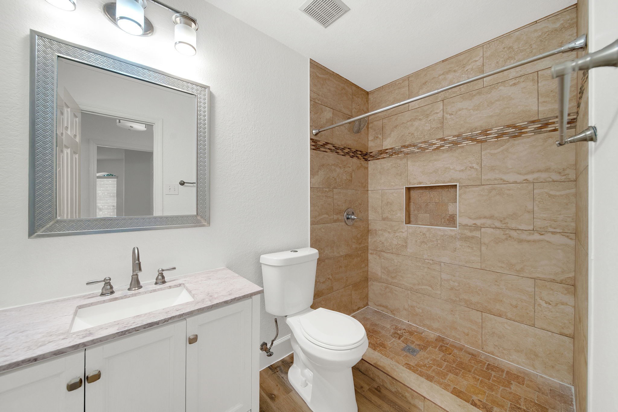 135 Fairwind Trail Drive Property Photo 9