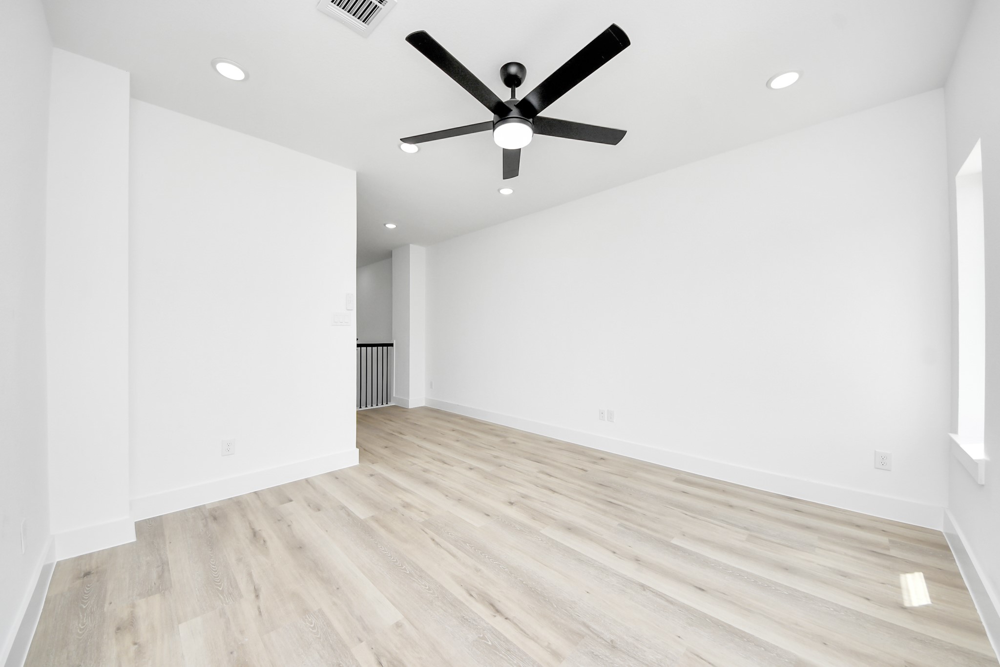 4410 Allen Street A Property Photo 14