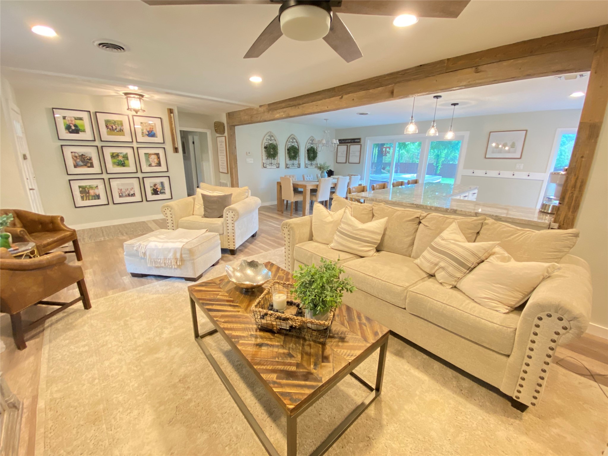 1012 Winding Road Property Photo 5