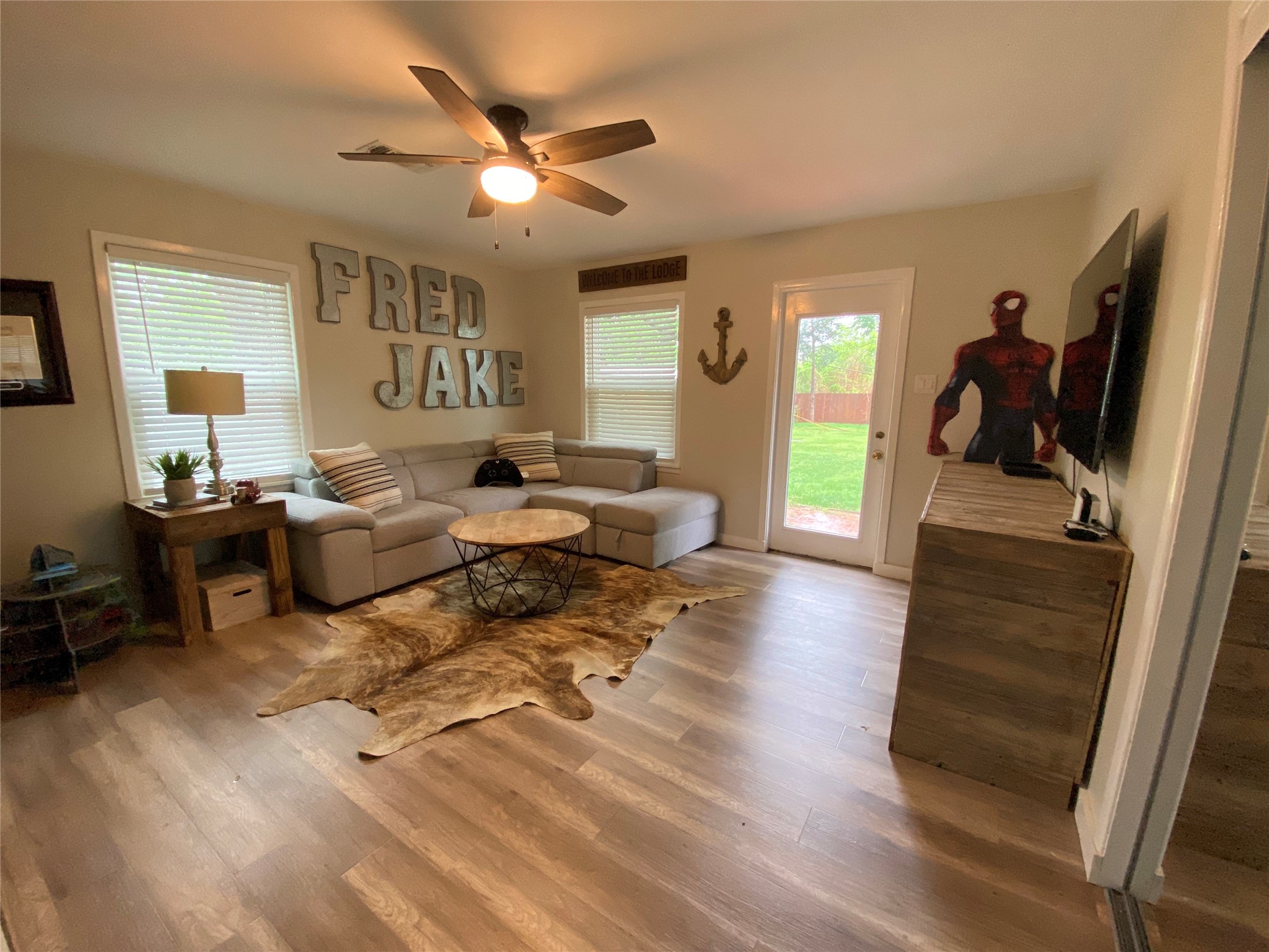 1012 Winding Road Property Photo 14