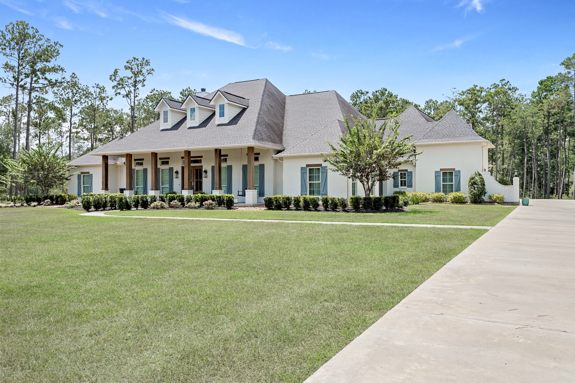 9130 Bear Creek Drive Property Photo 3
