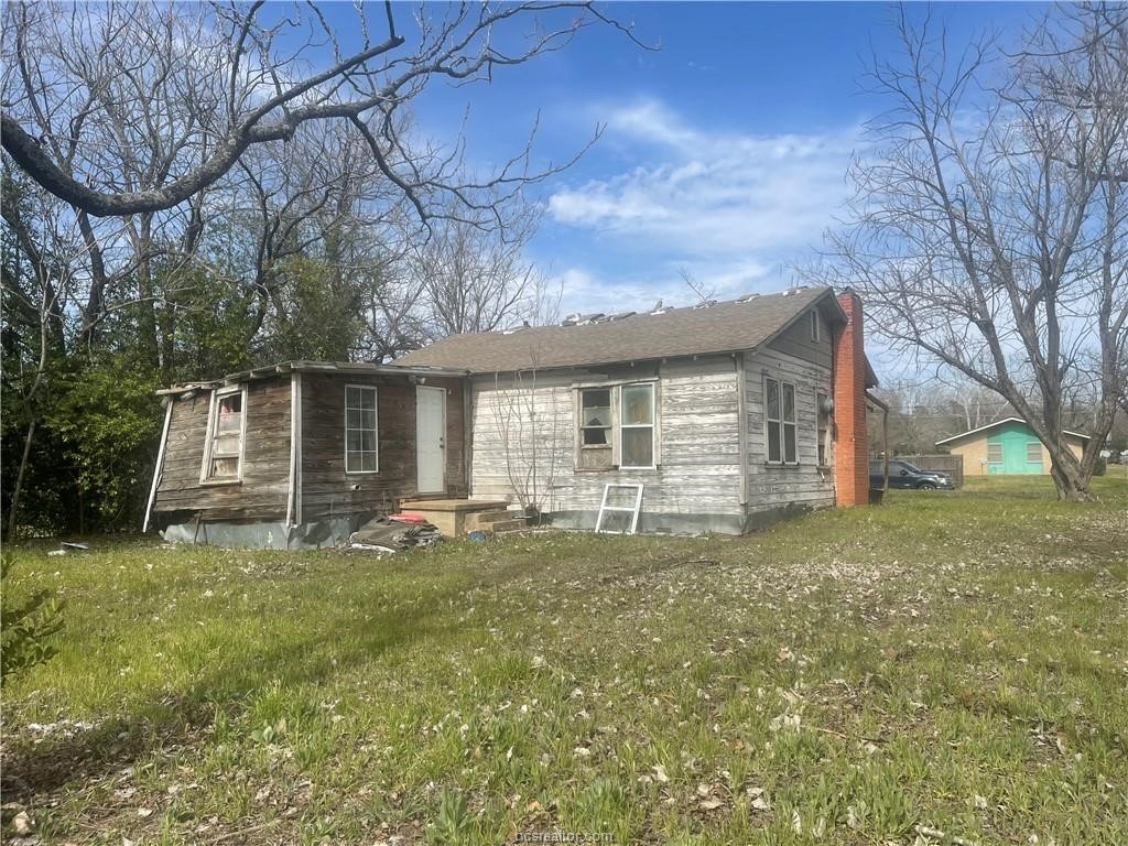 590- Hearne Real Estate Listings Main Image