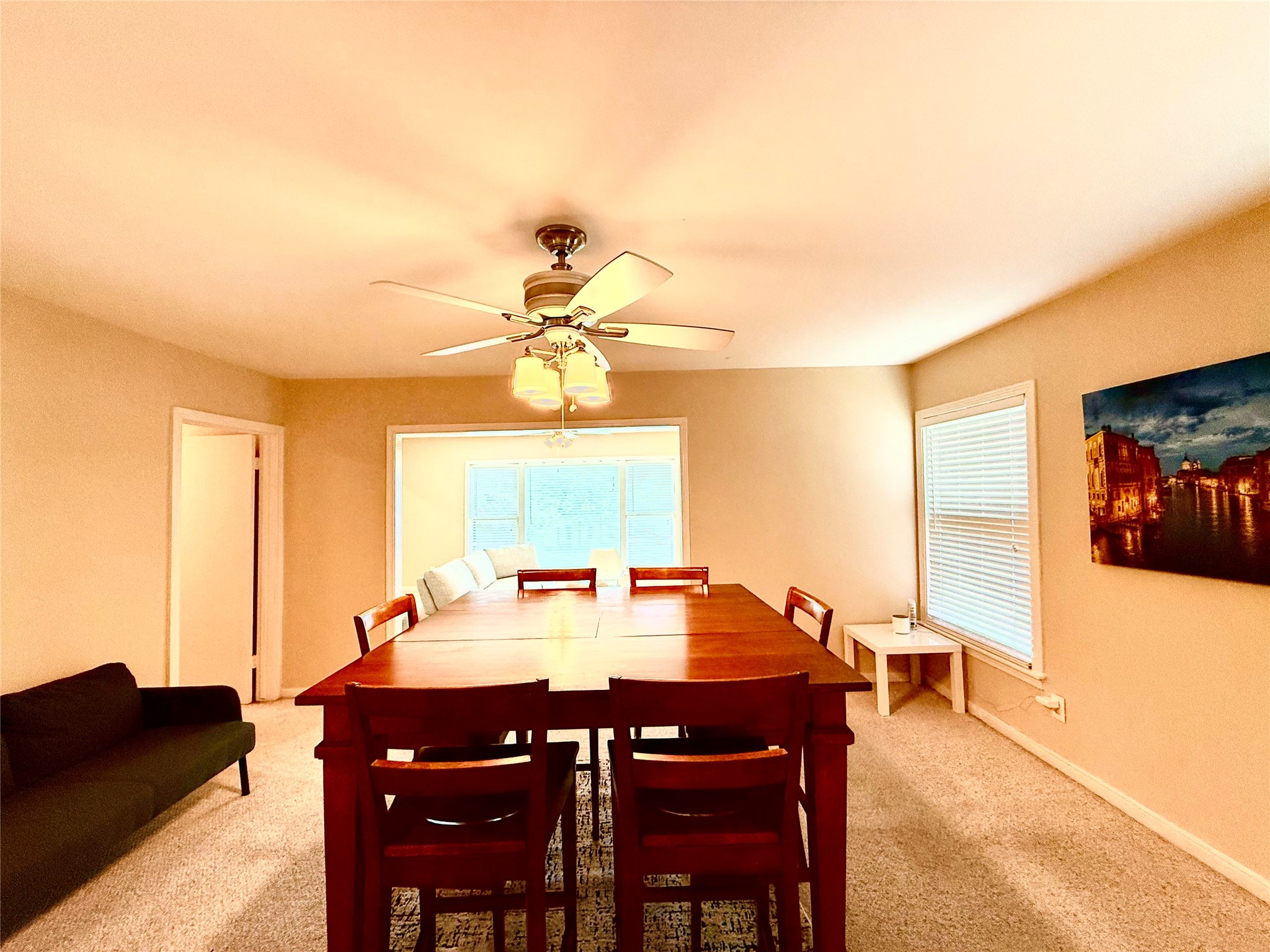 2009 Sheridan Street Property Photo 4