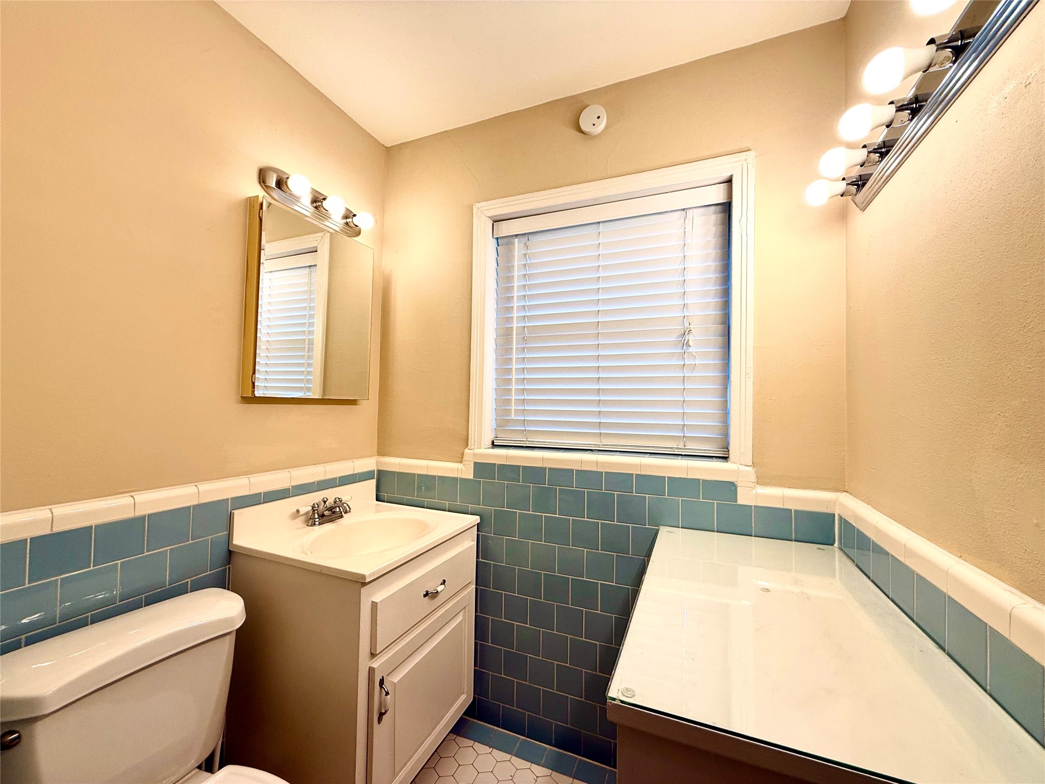2009 Sheridan Street Property Photo 12