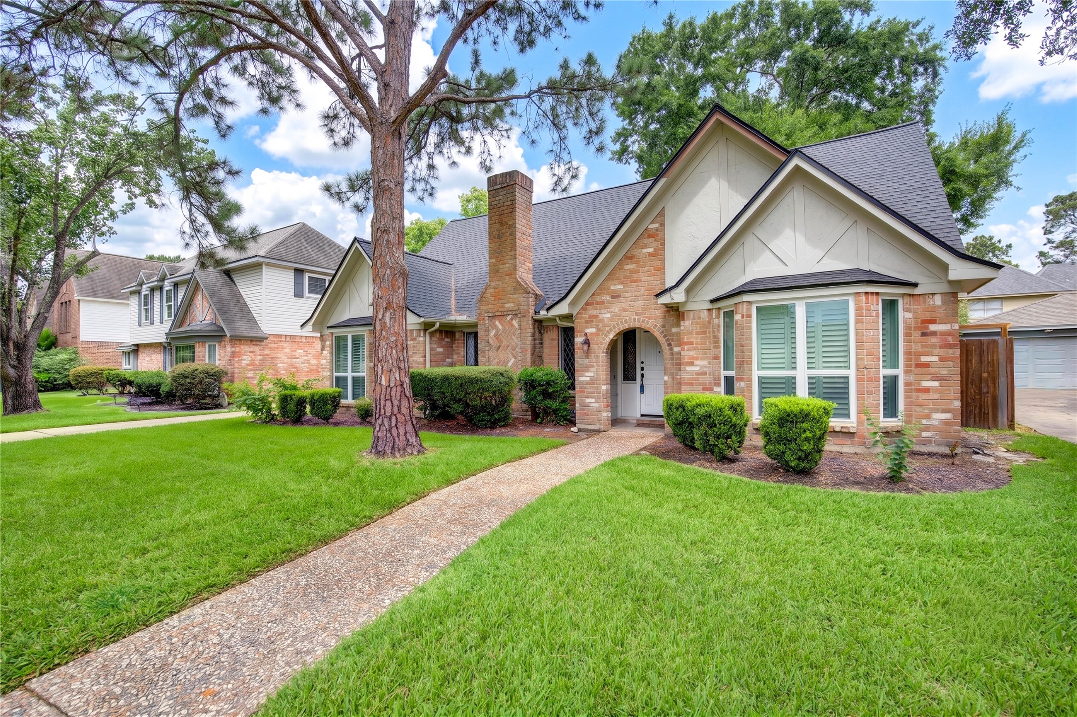 20610 Laurel Lock Drive Property Photo 1