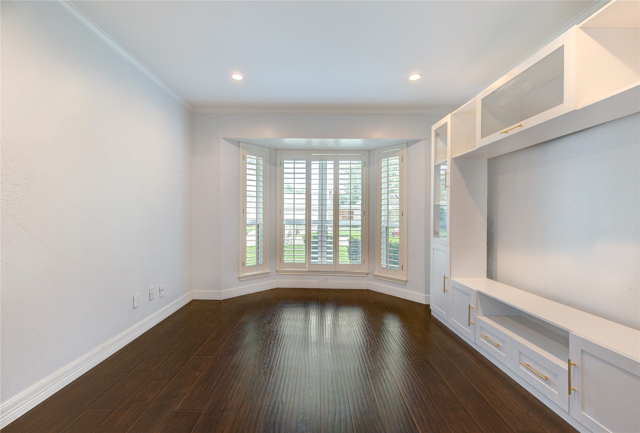 20610 Laurel Lock Drive Property Photo 4