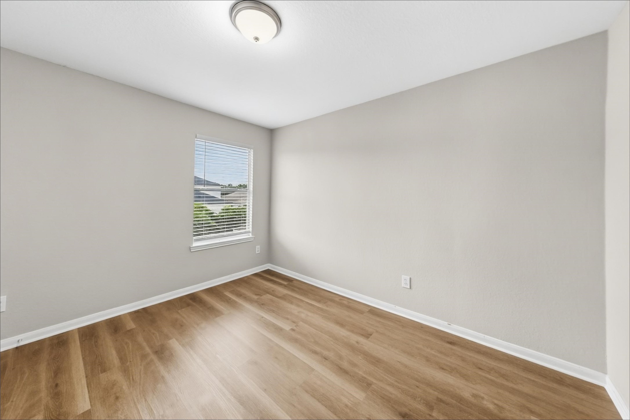 12926 Pine Meadows Street Property Photo 18