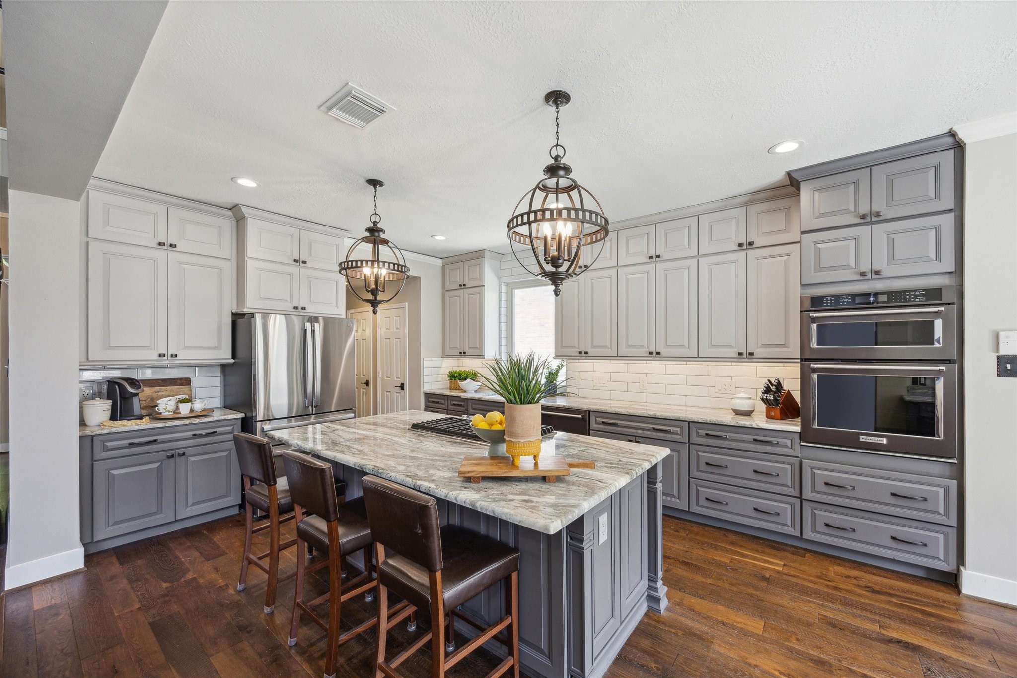 21827 Hollow Field Property Photo