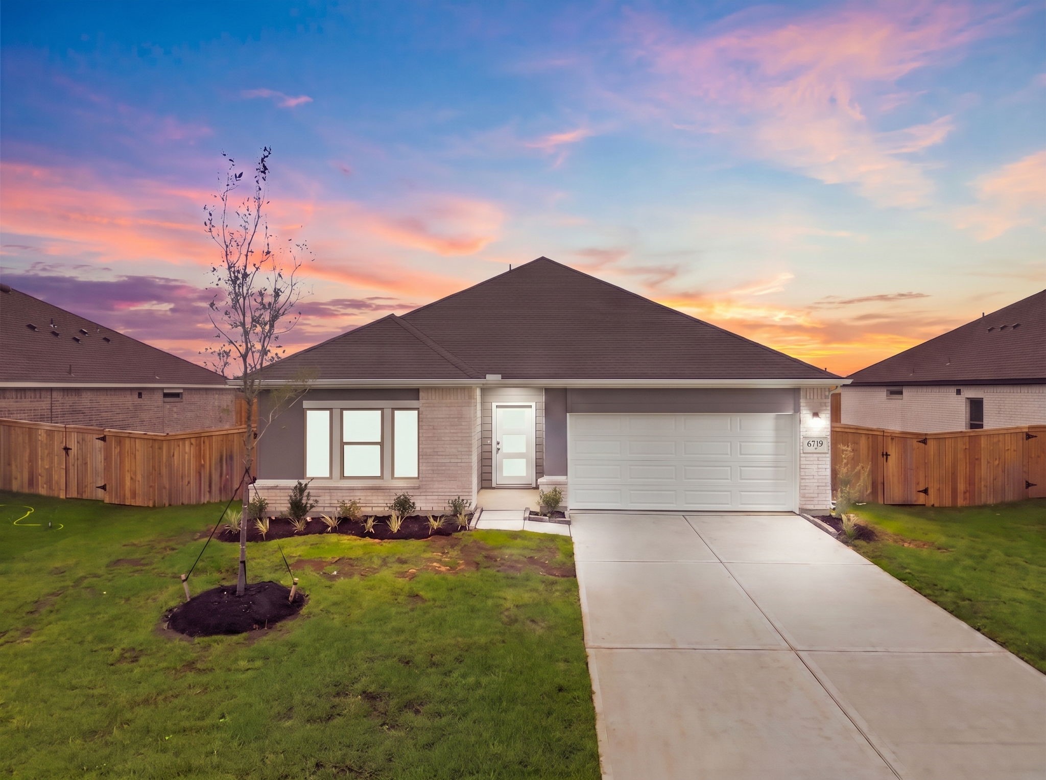 6719 Pebble Bluff Court Property Photo 1