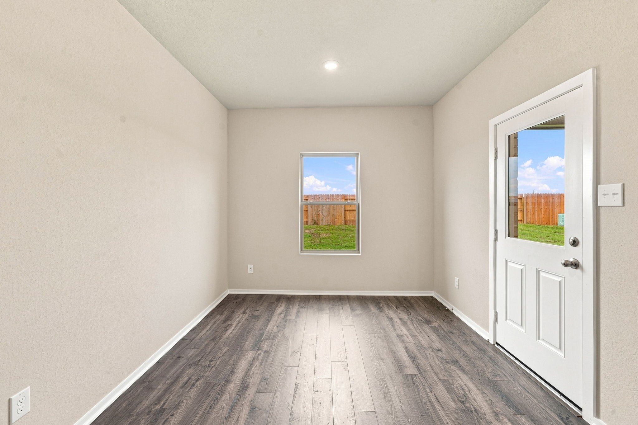 6719 Pebble Bluff Court Property Photo 16