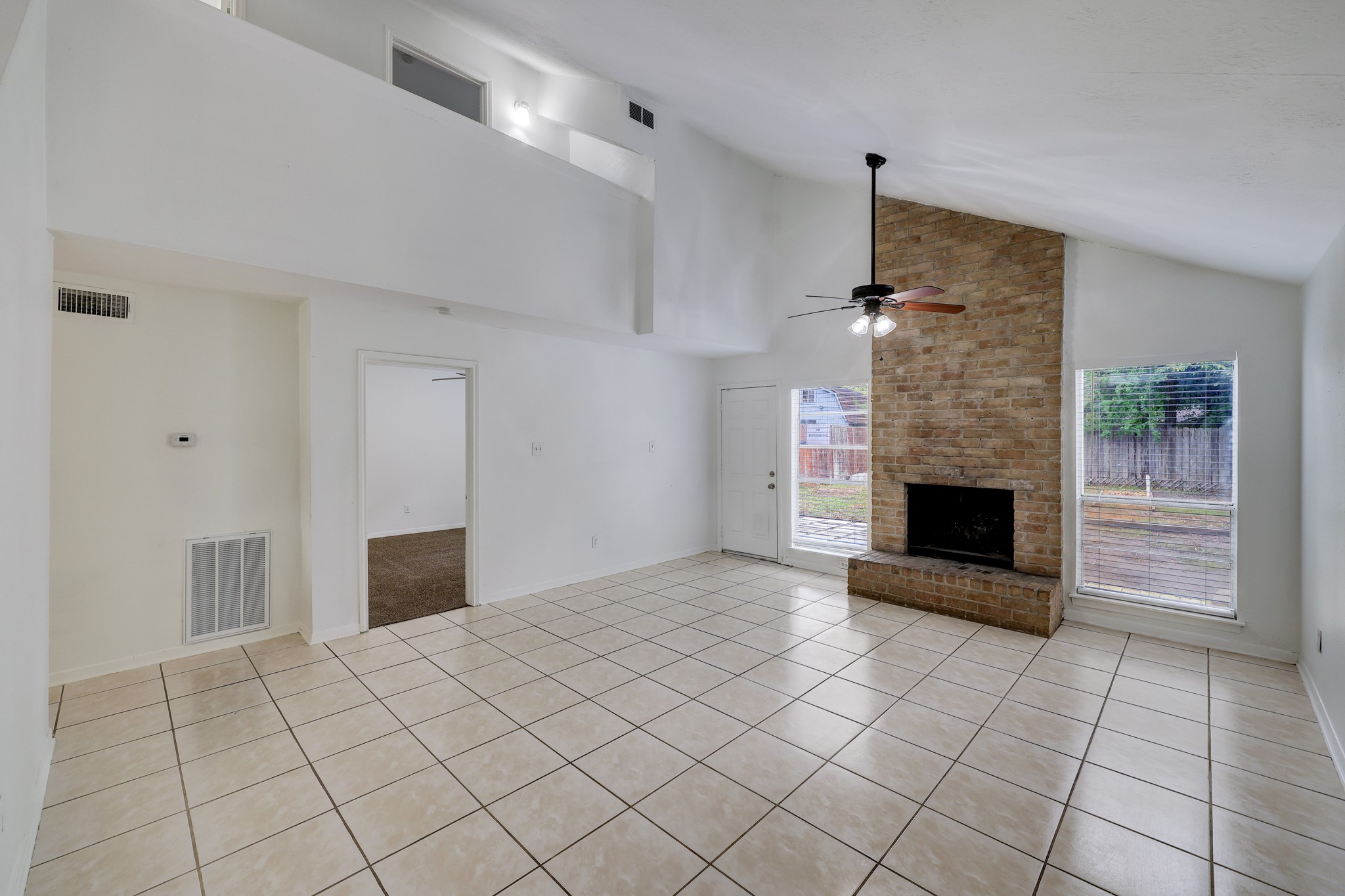 5906 Golden Forest Drive Property Photo 5