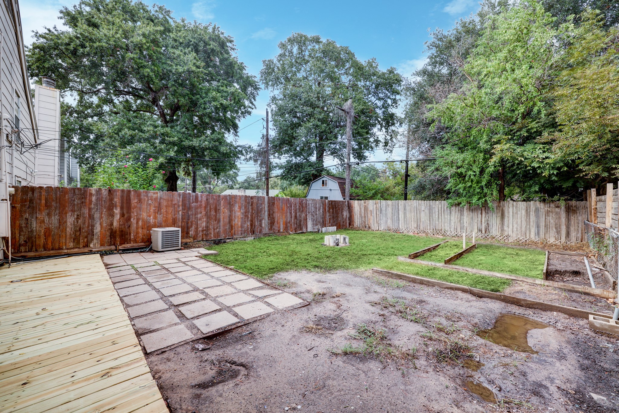 5906 Golden Forest Drive Property Photo 14