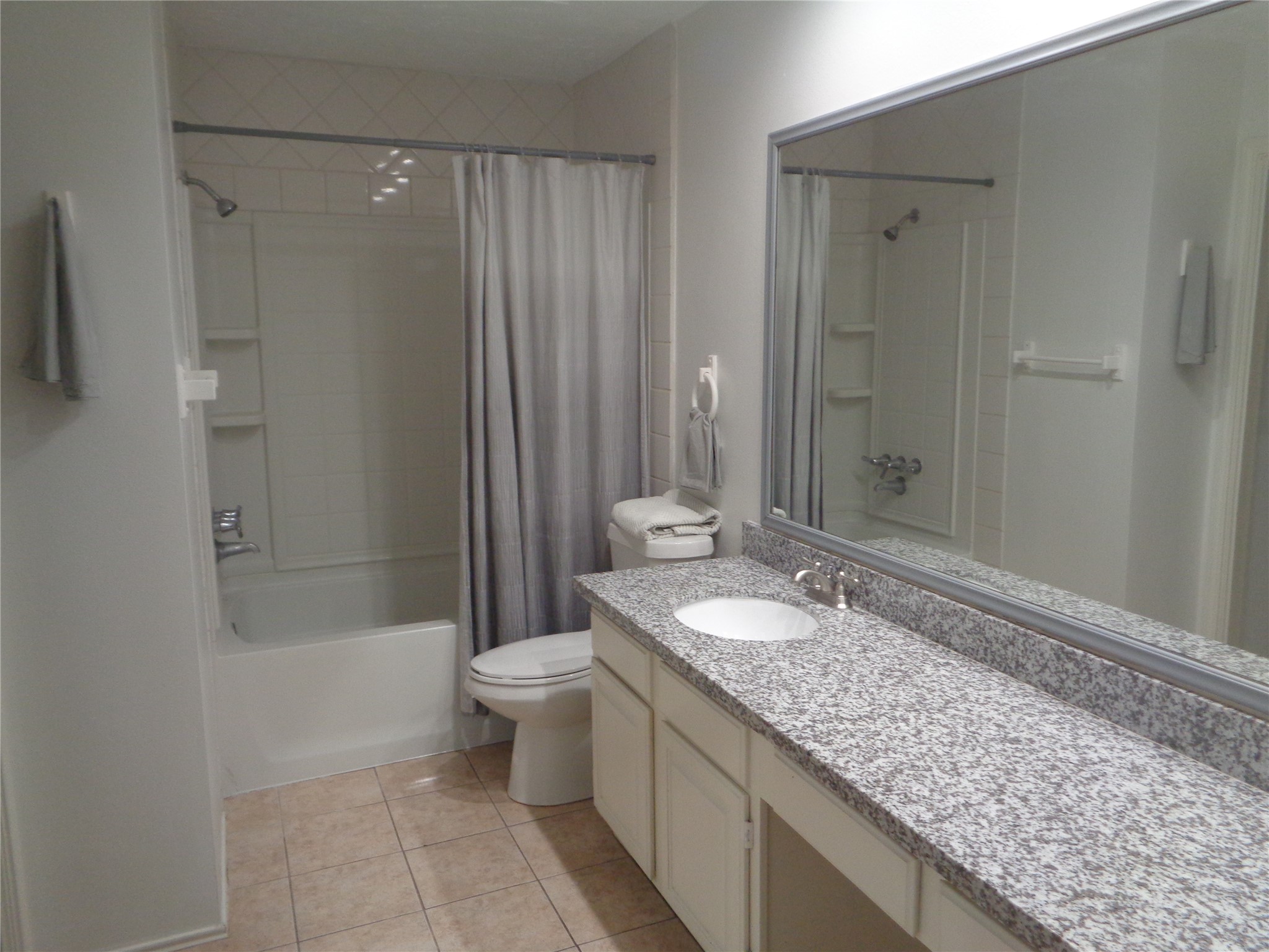 9414 Westacre Place Property Photo 16