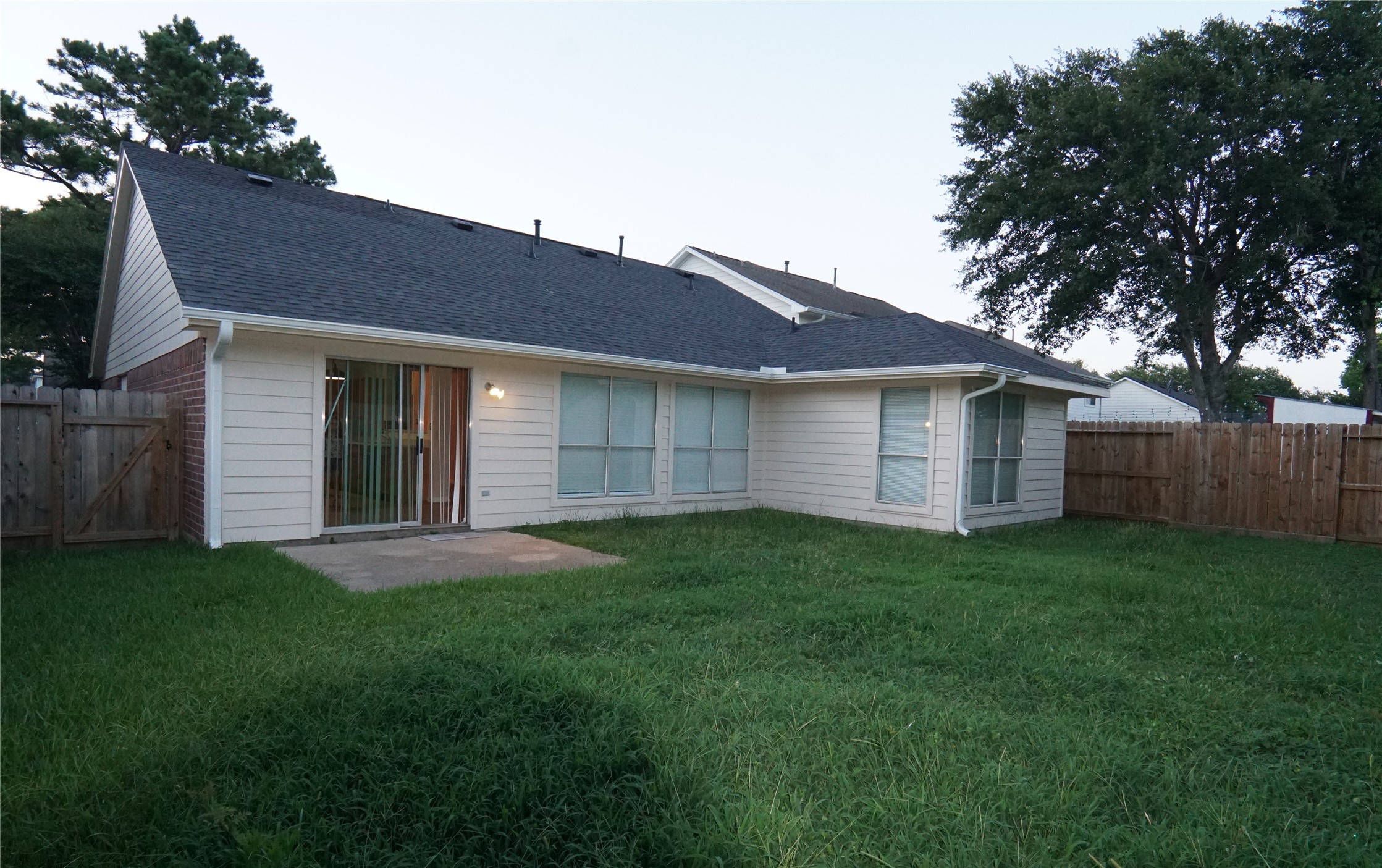 6422 Founding Drive Property Photo 13