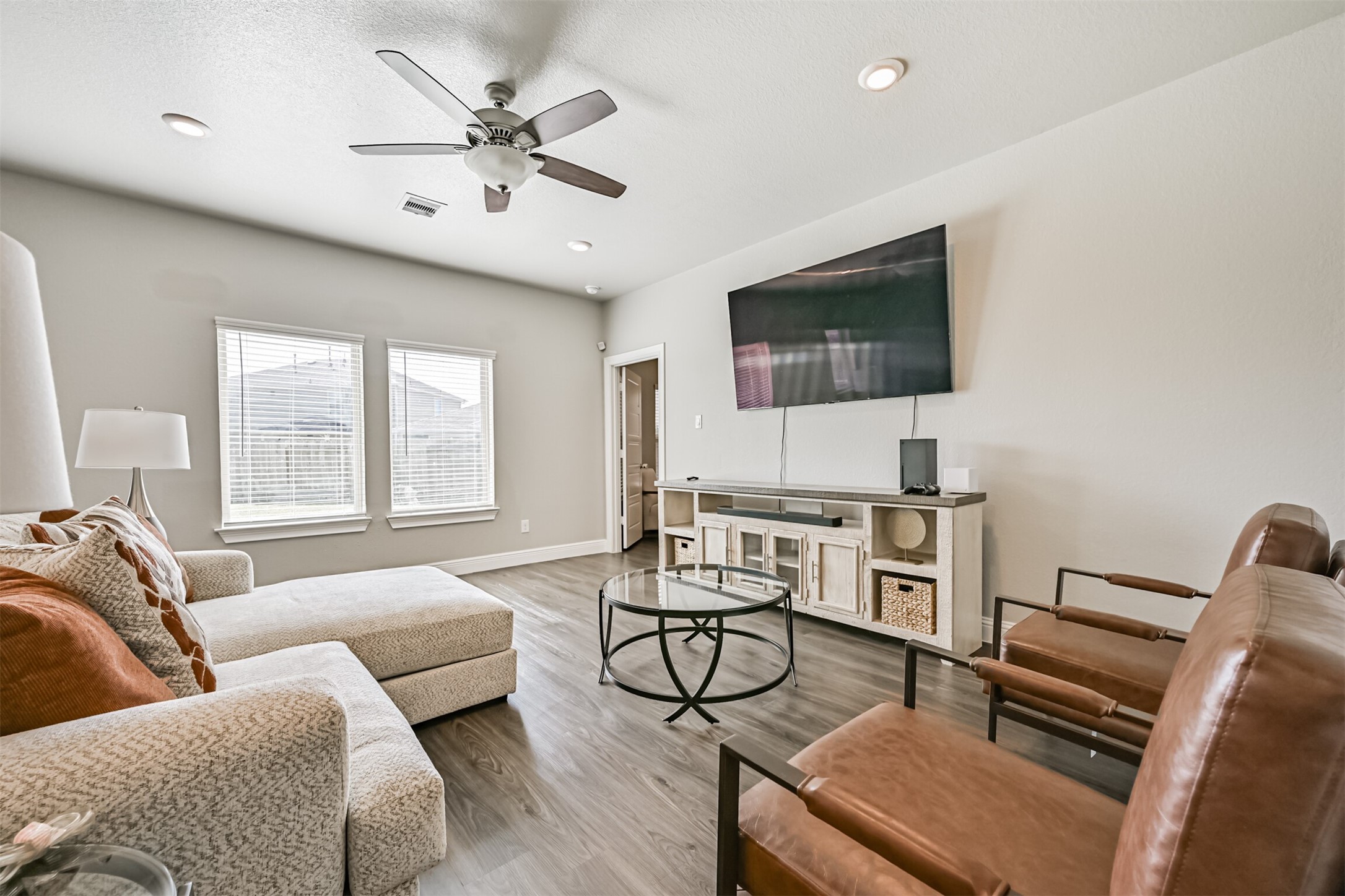 1237 Lancer Leap Drive Property Photo 7