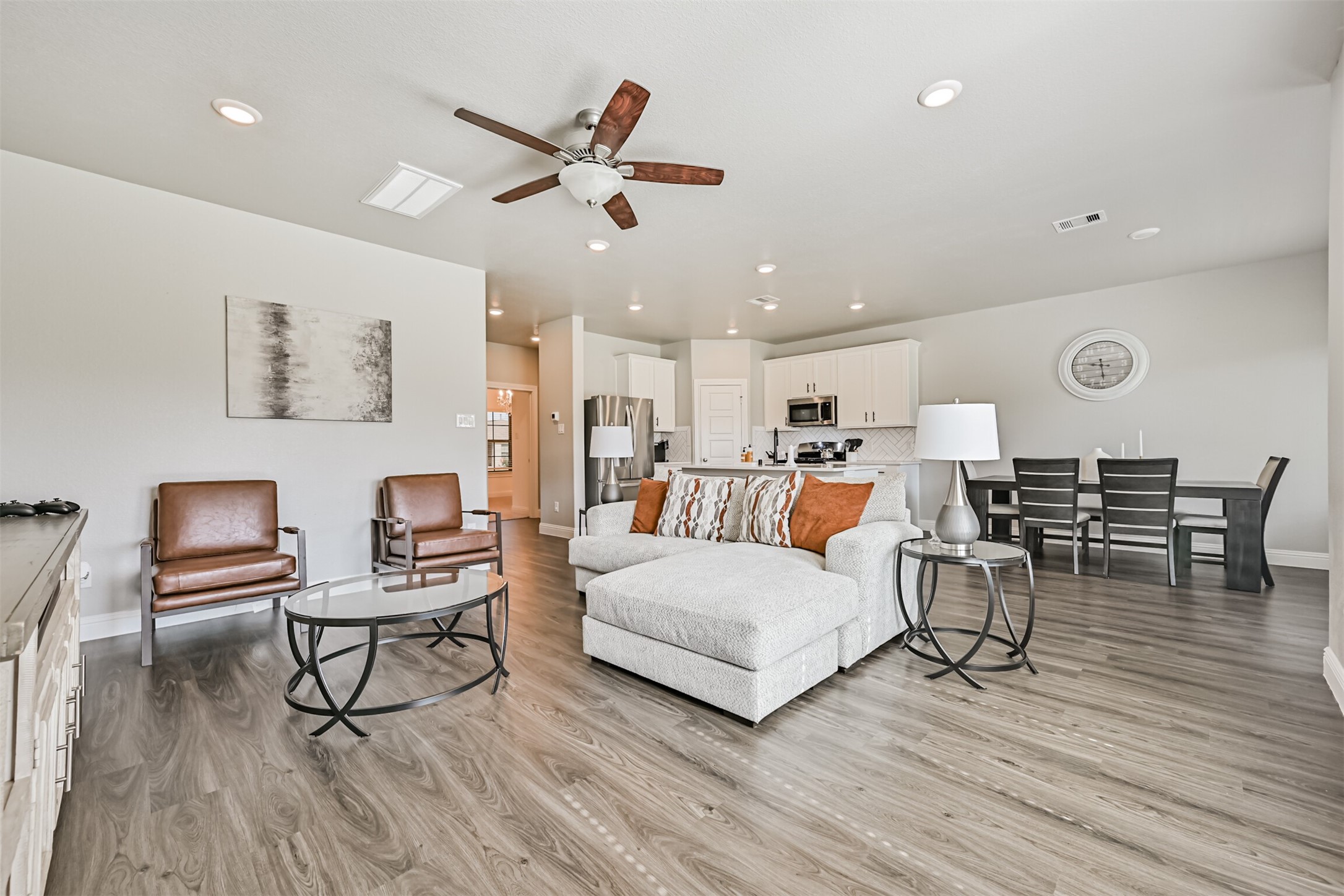 1237 Lancer Leap Drive Property Photo 8