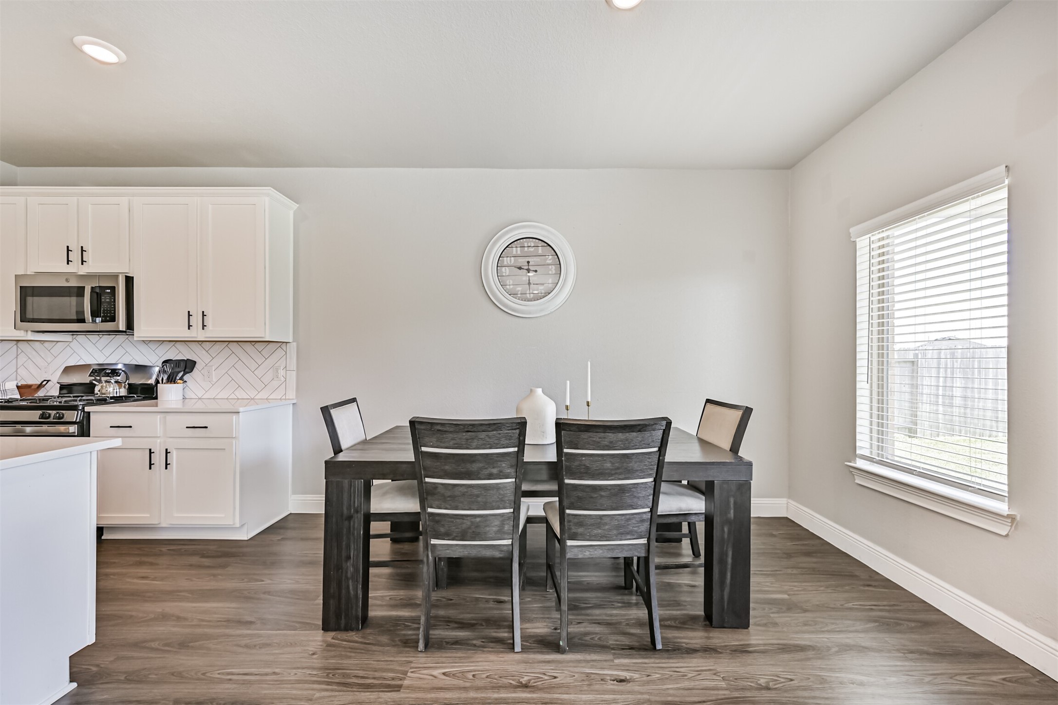 1237 Lancer Leap Drive Property Photo 11