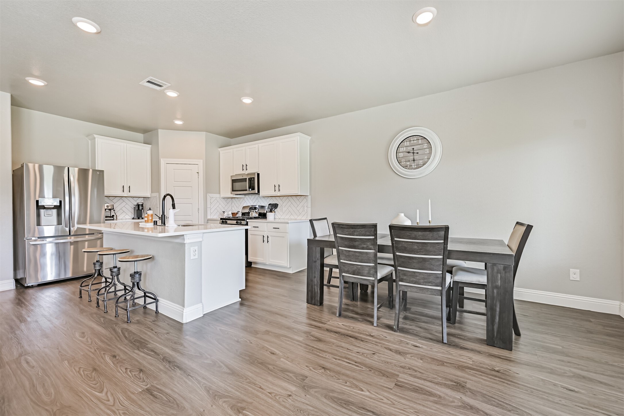 1237 Lancer Leap Drive Property Photo 12