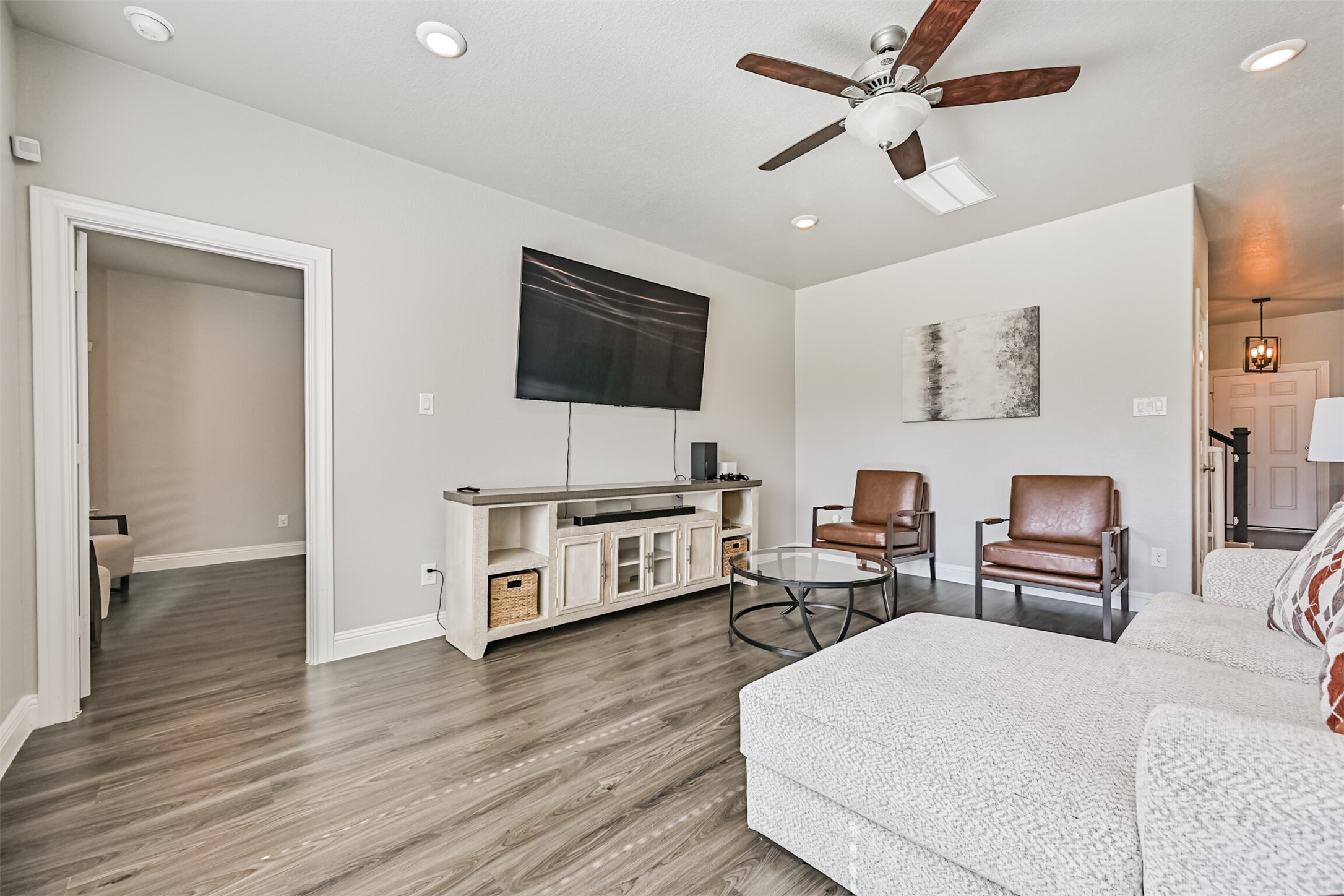 1237 Lancer Leap Drive Property Photo 14