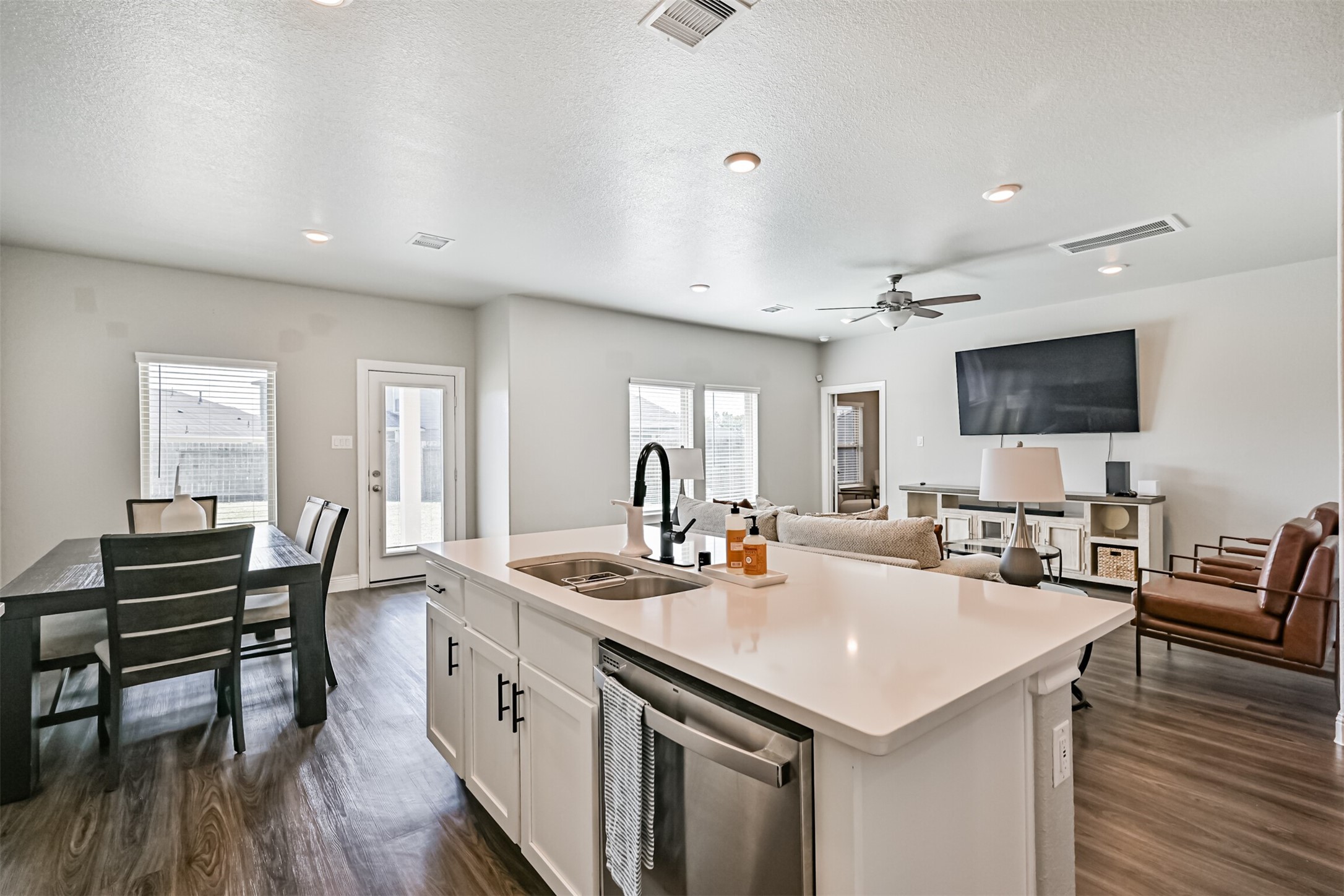 1237 Lancer Leap Drive Property Photo 26