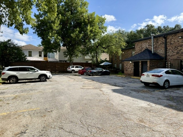121 E 12th Street 2 Property Photo 20