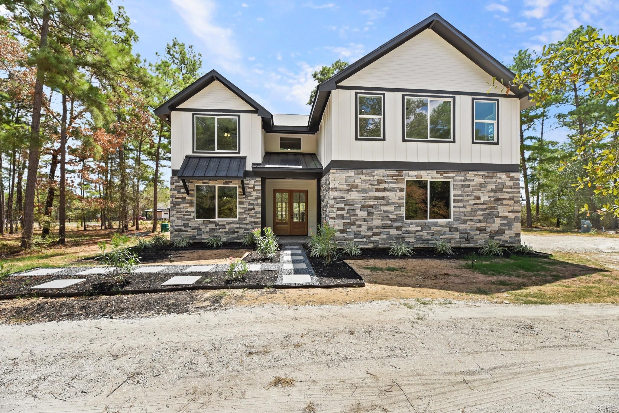 17068 Lively Road Property Photo 1