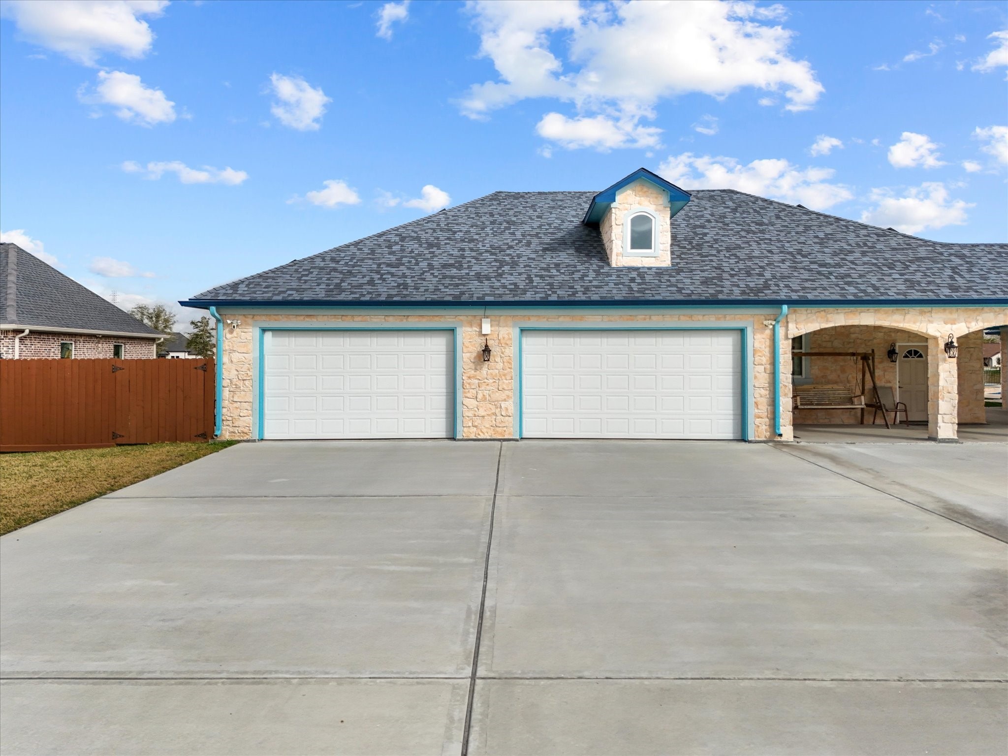 3141 W Tower Circle Property Photo 8