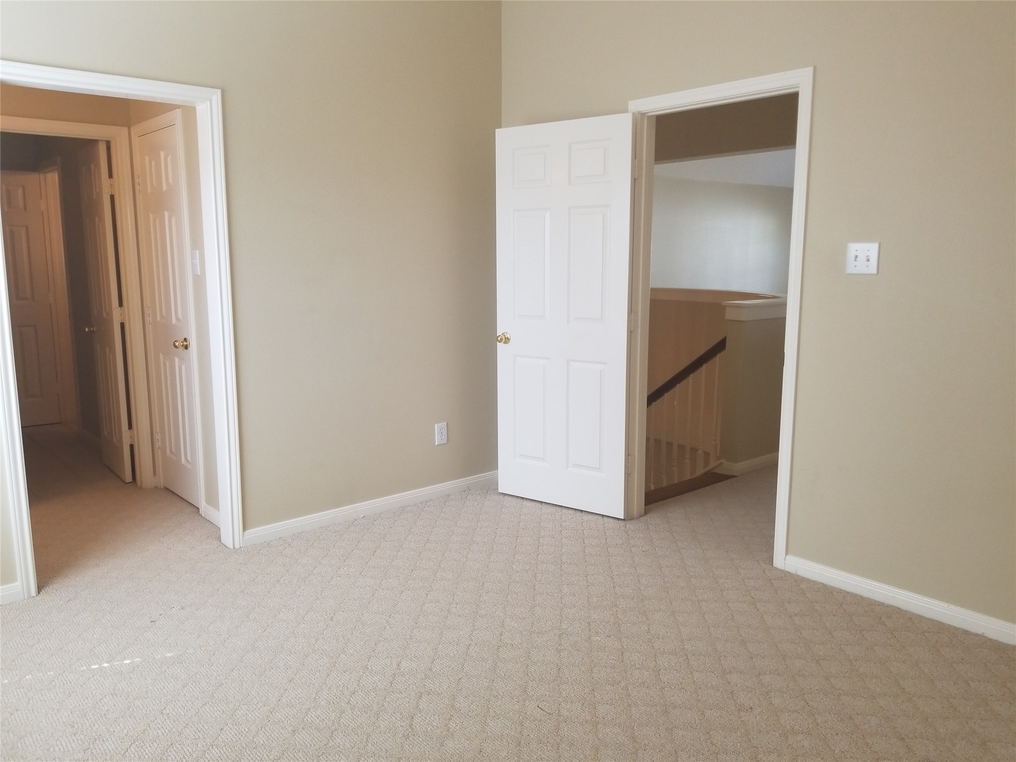 22007 Willow Side Court Property Photo 32