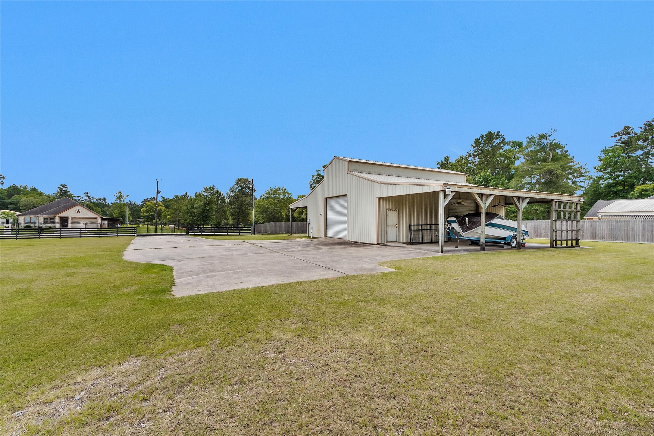 11426 Willis Waukegan Road Property Photo 37