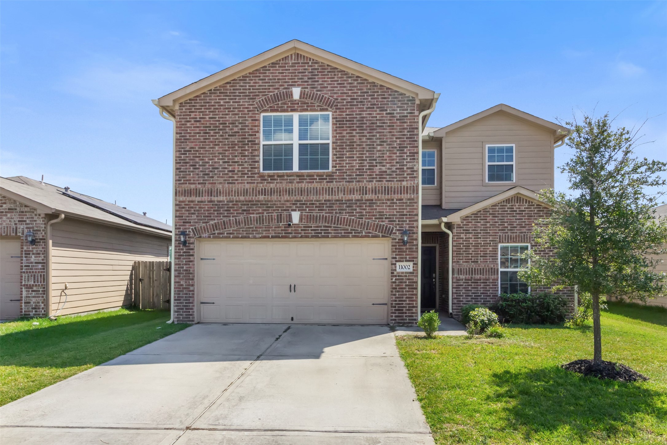 11002 Hillside Creek Drive Property Photo 1