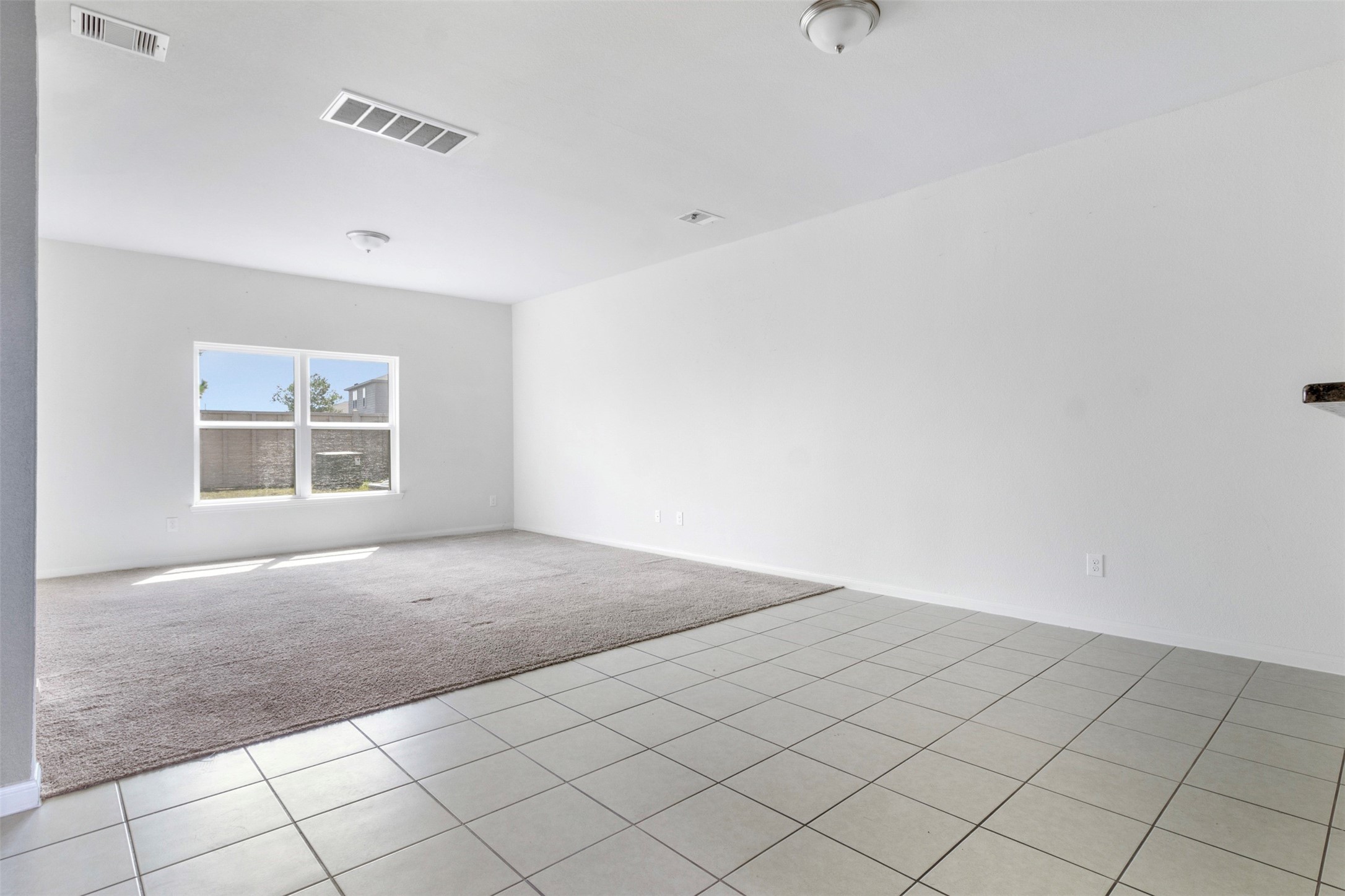 11002 Hillside Creek Drive Property Photo 8